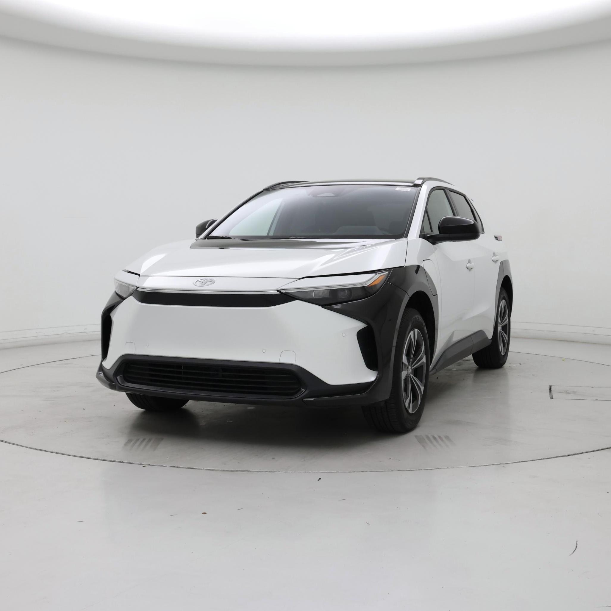 Thumbnail: 2024 Toyota bZ4X - 4