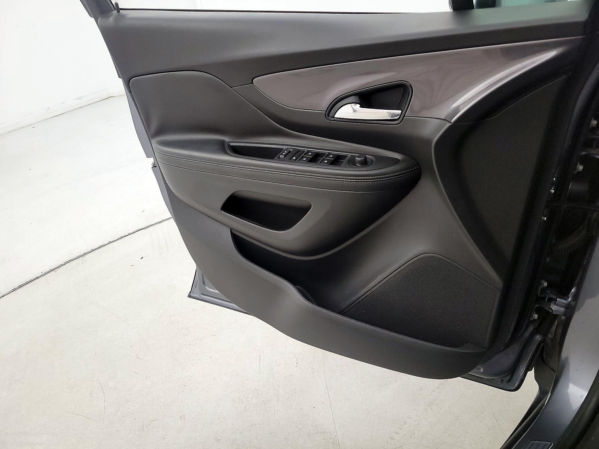Thumbnail: 2019 Buick Encore - 12