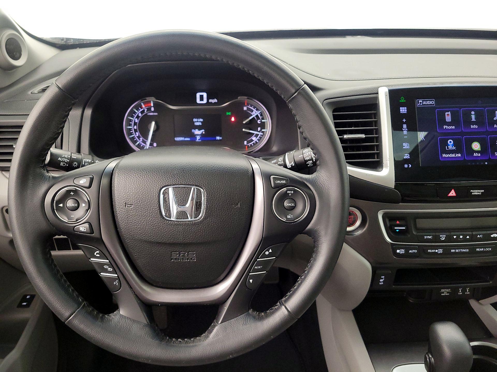 Thumbnail: 2016 Honda Pilot - 10