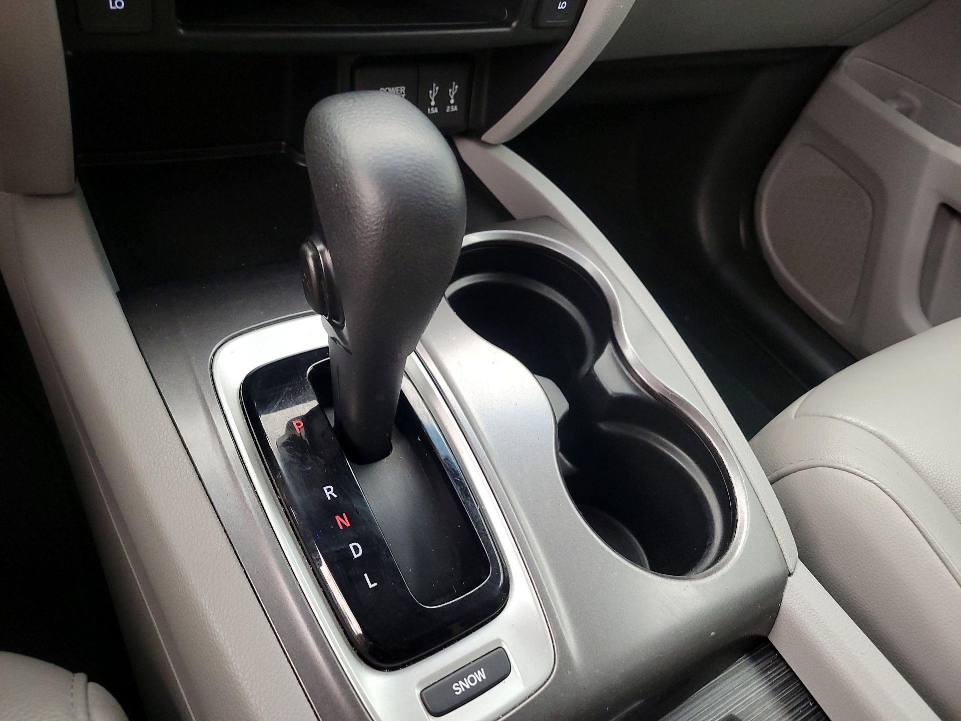 Thumbnail: 2016 Honda Pilot - 17