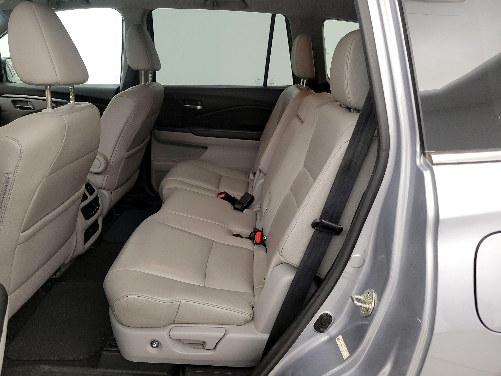 Thumbnail: 2016 Honda Pilot - 20