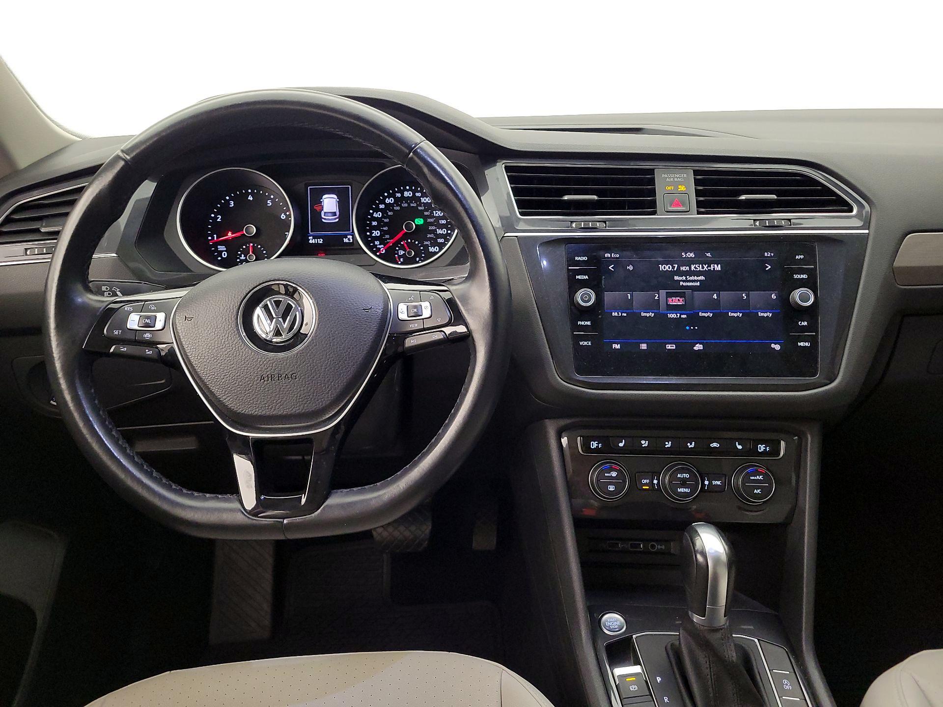 Thumbnail: 2019 Volkswagen Tiguan - 10