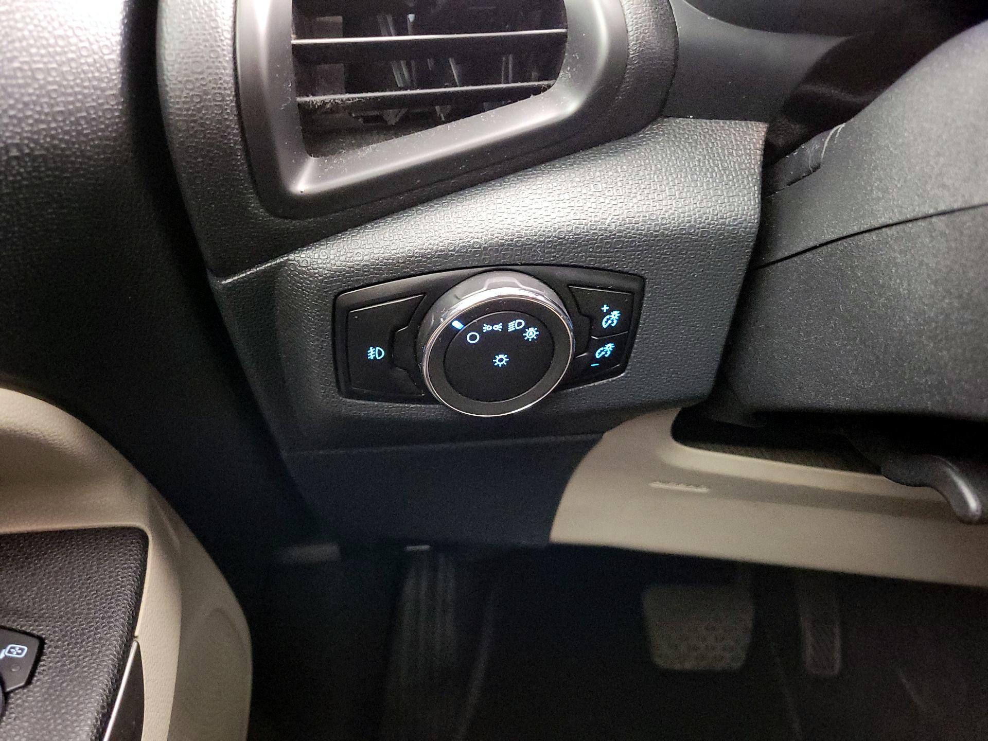 Thumbnail: 2019 Ford EcoSport - 13