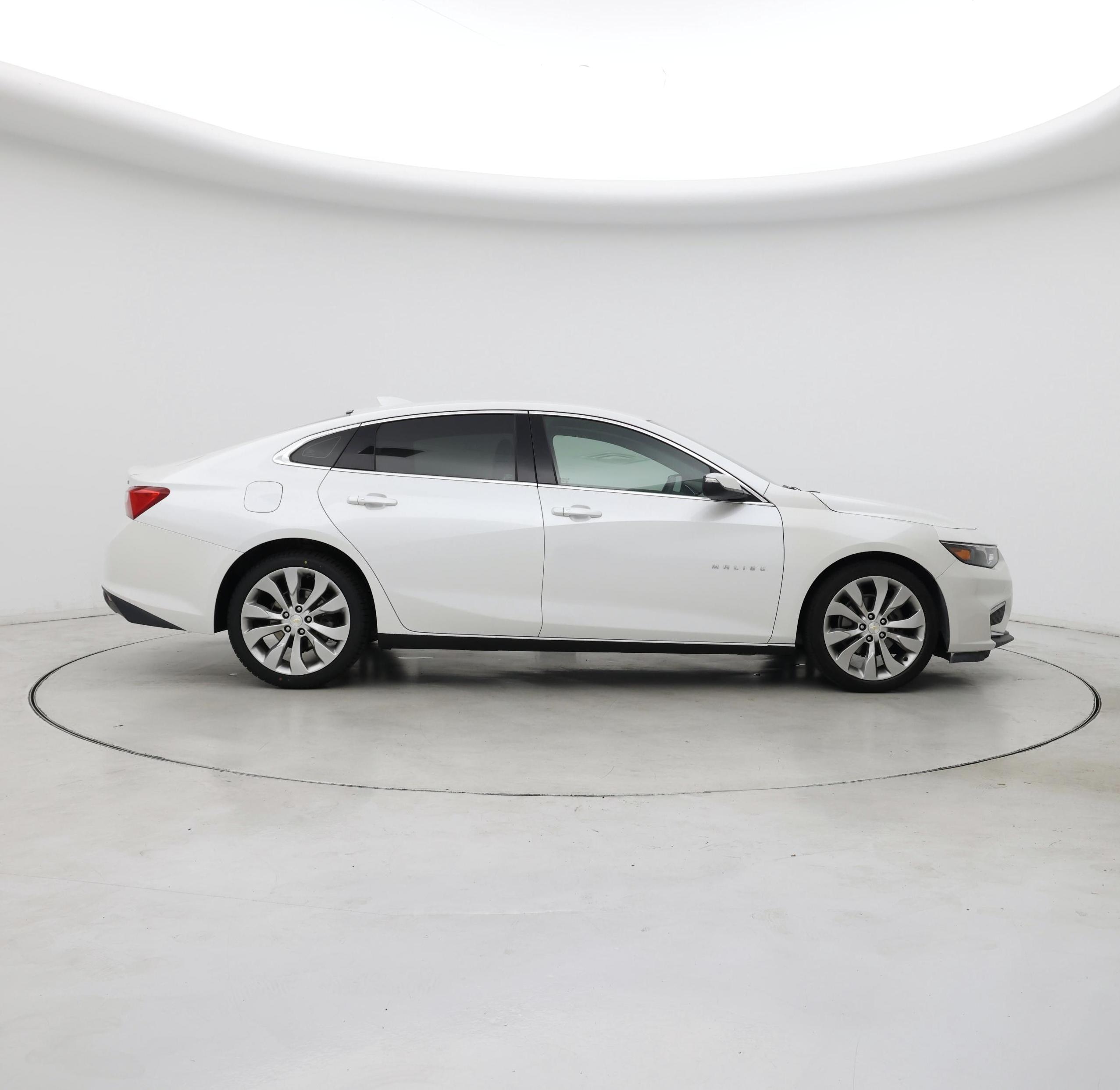 Thumbnail: 2016 Chevrolet Malibu - 7