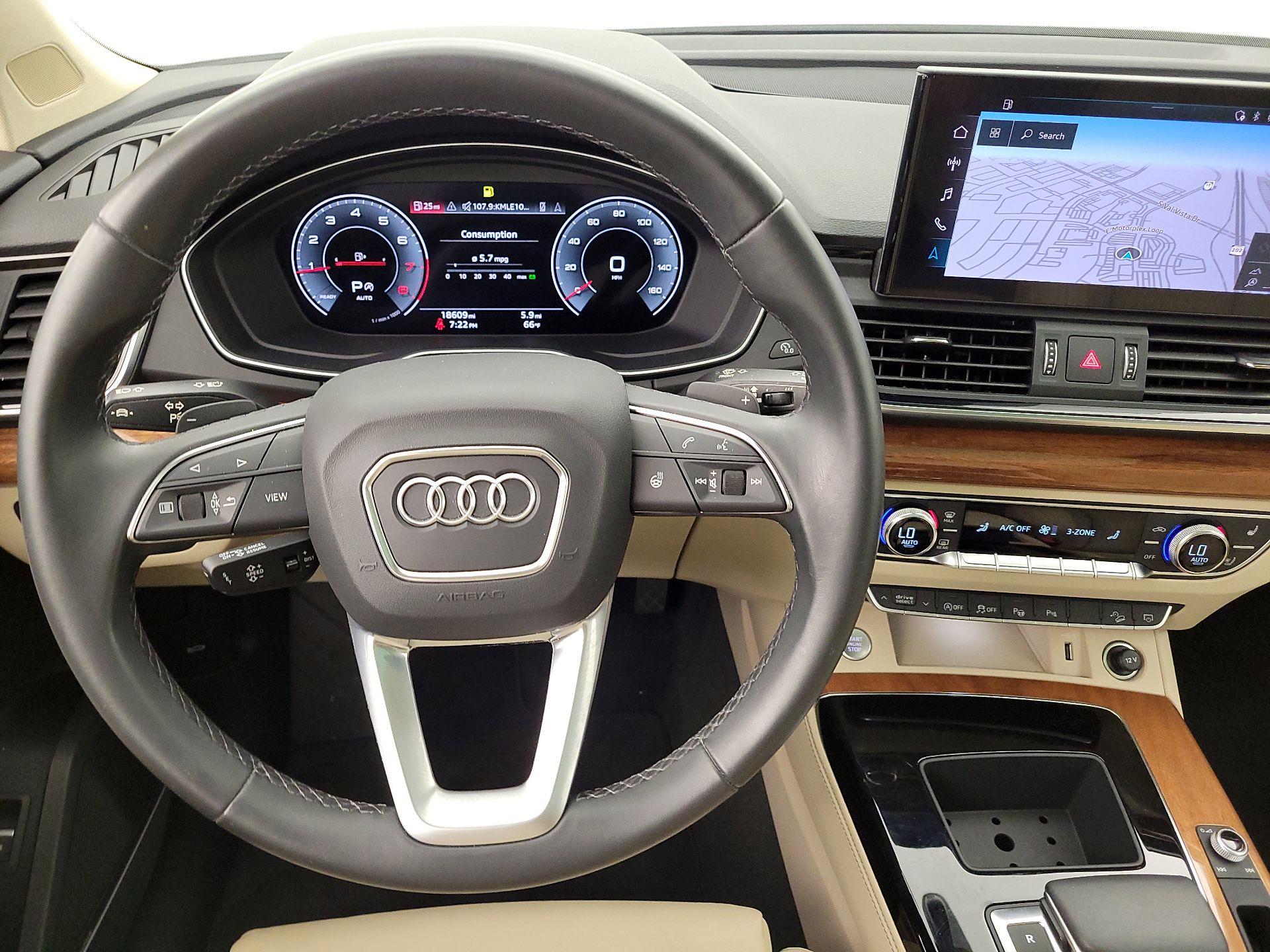 Thumbnail: 2021 Audi Q5 - 10