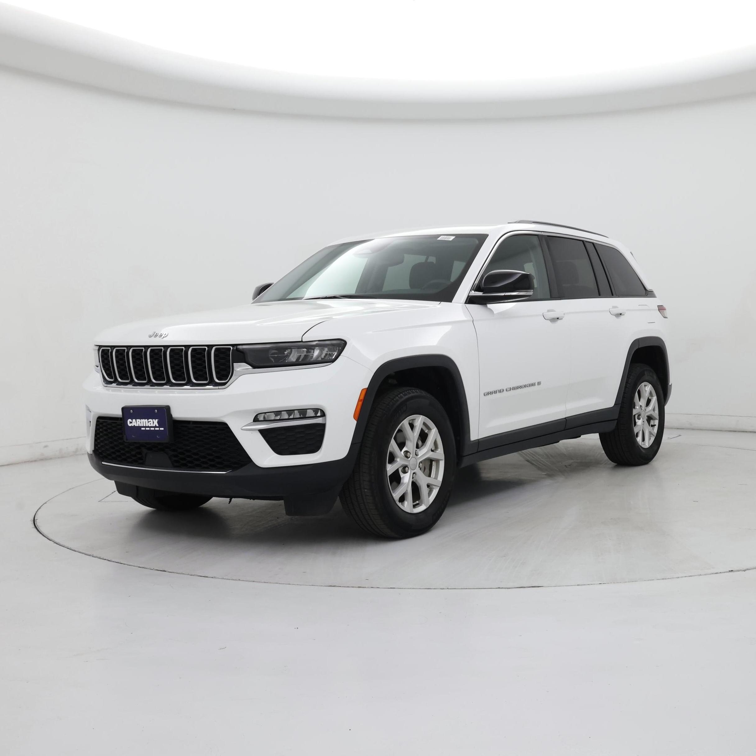 Thumbnail: 2023 Jeep Grand Cherokee - 4