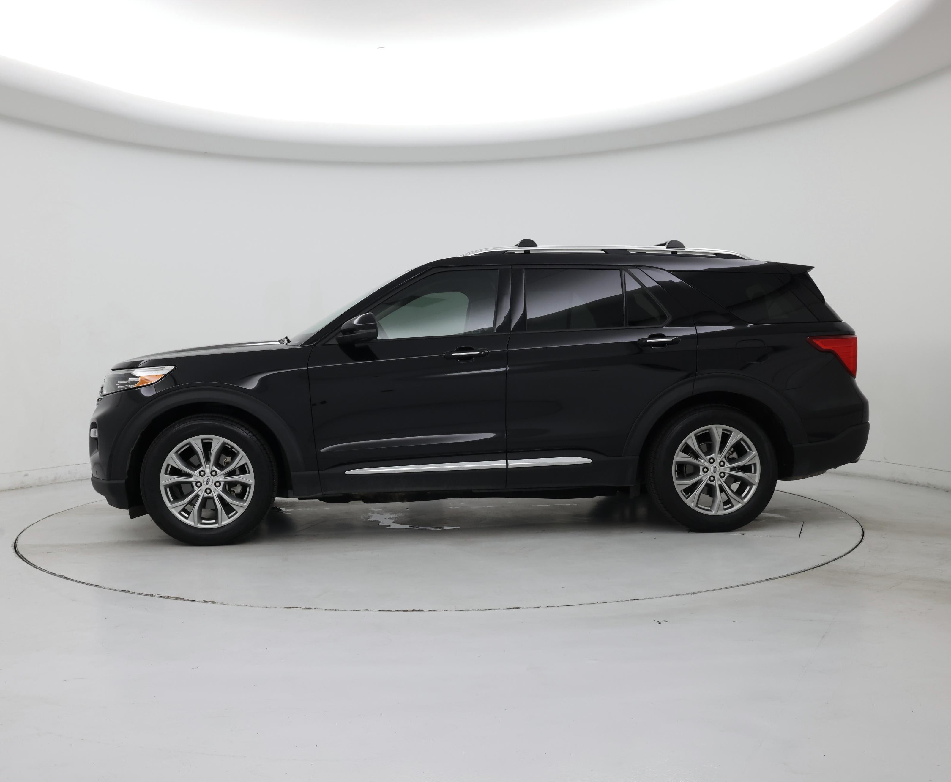 Thumbnail: 2020 Ford Explorer - 3