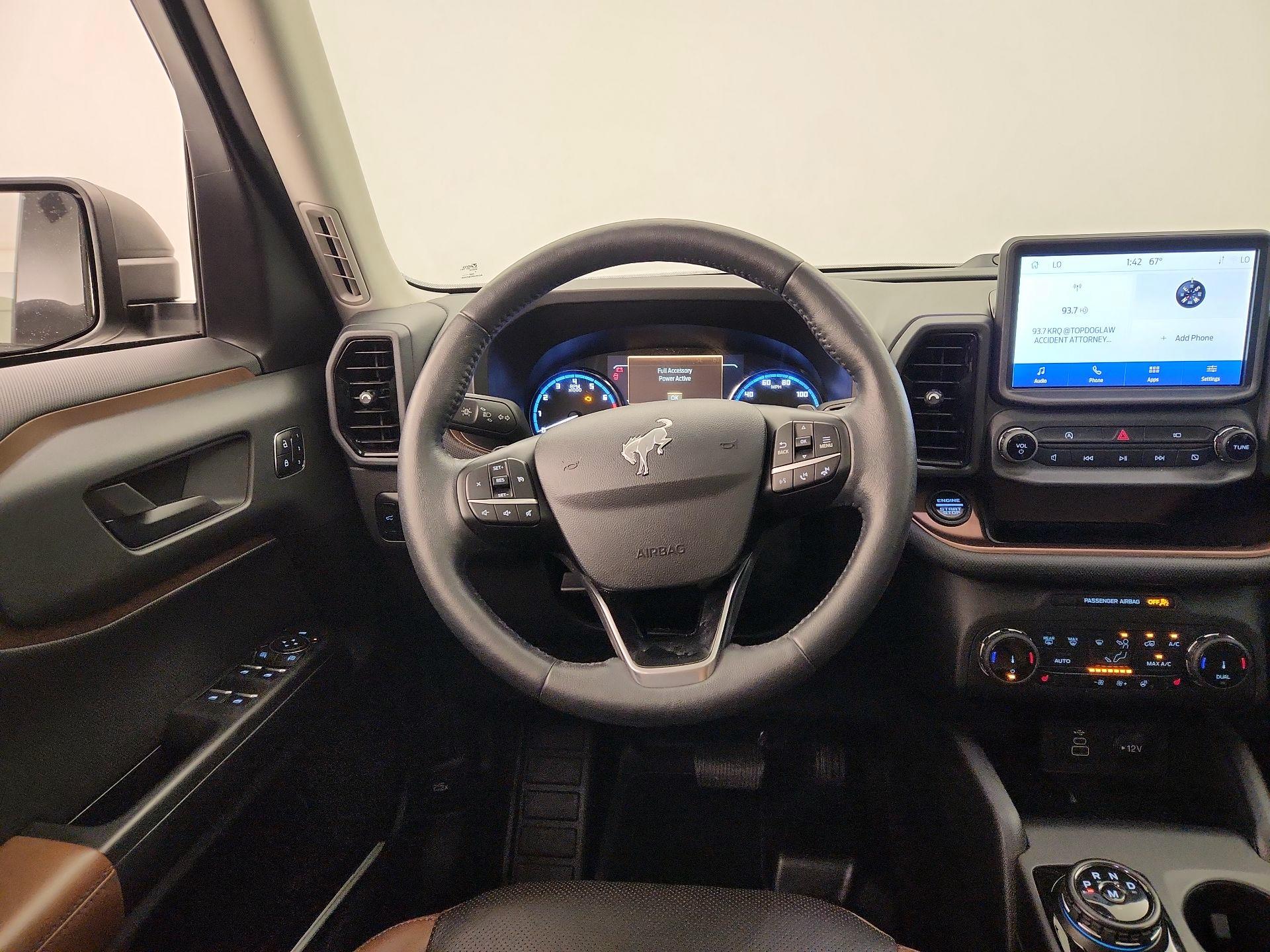 Thumbnail: 2023 Ford Bronco Sport - 10