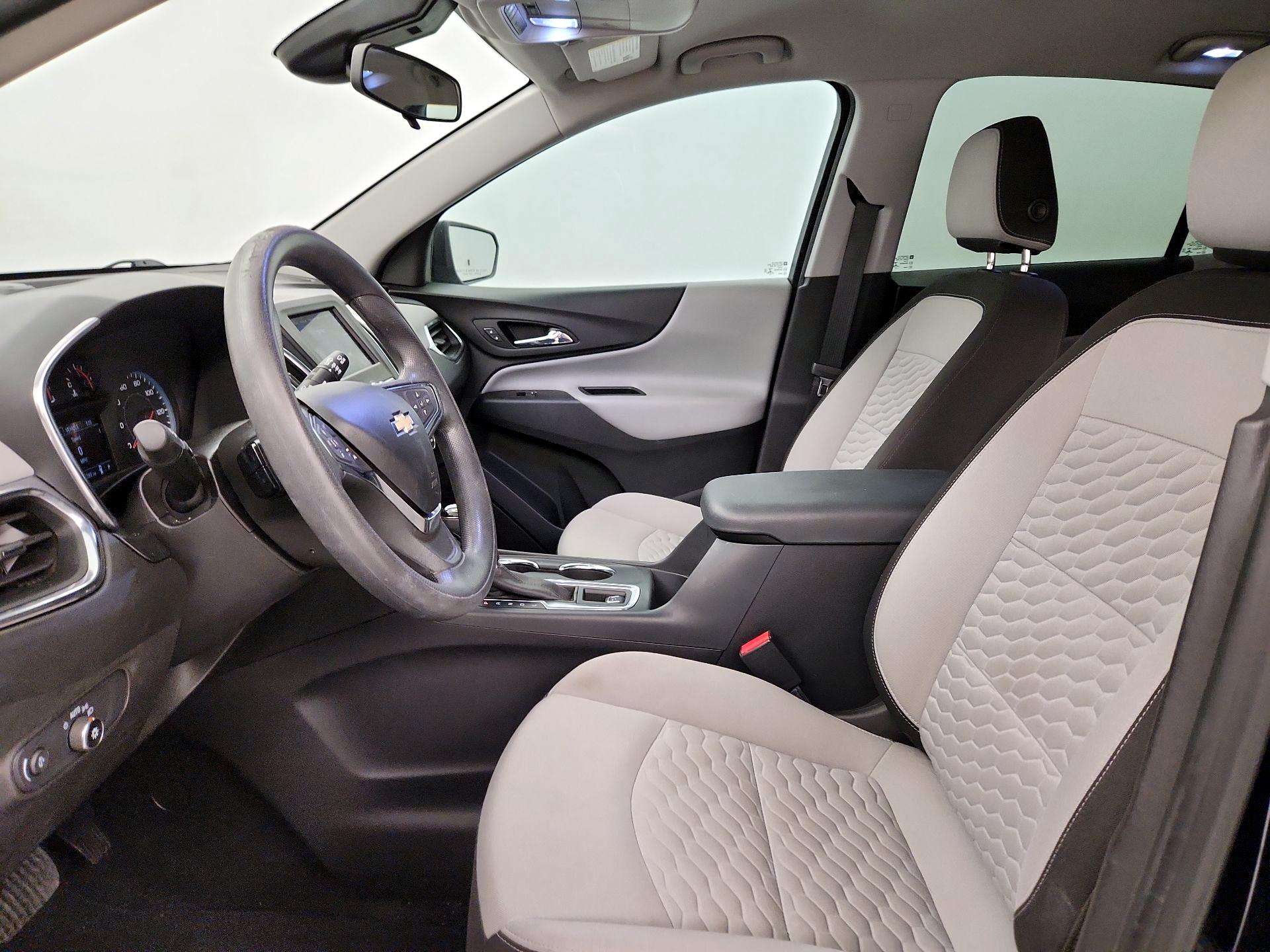 Thumbnail: 2021 Chevrolet Equinox - 11