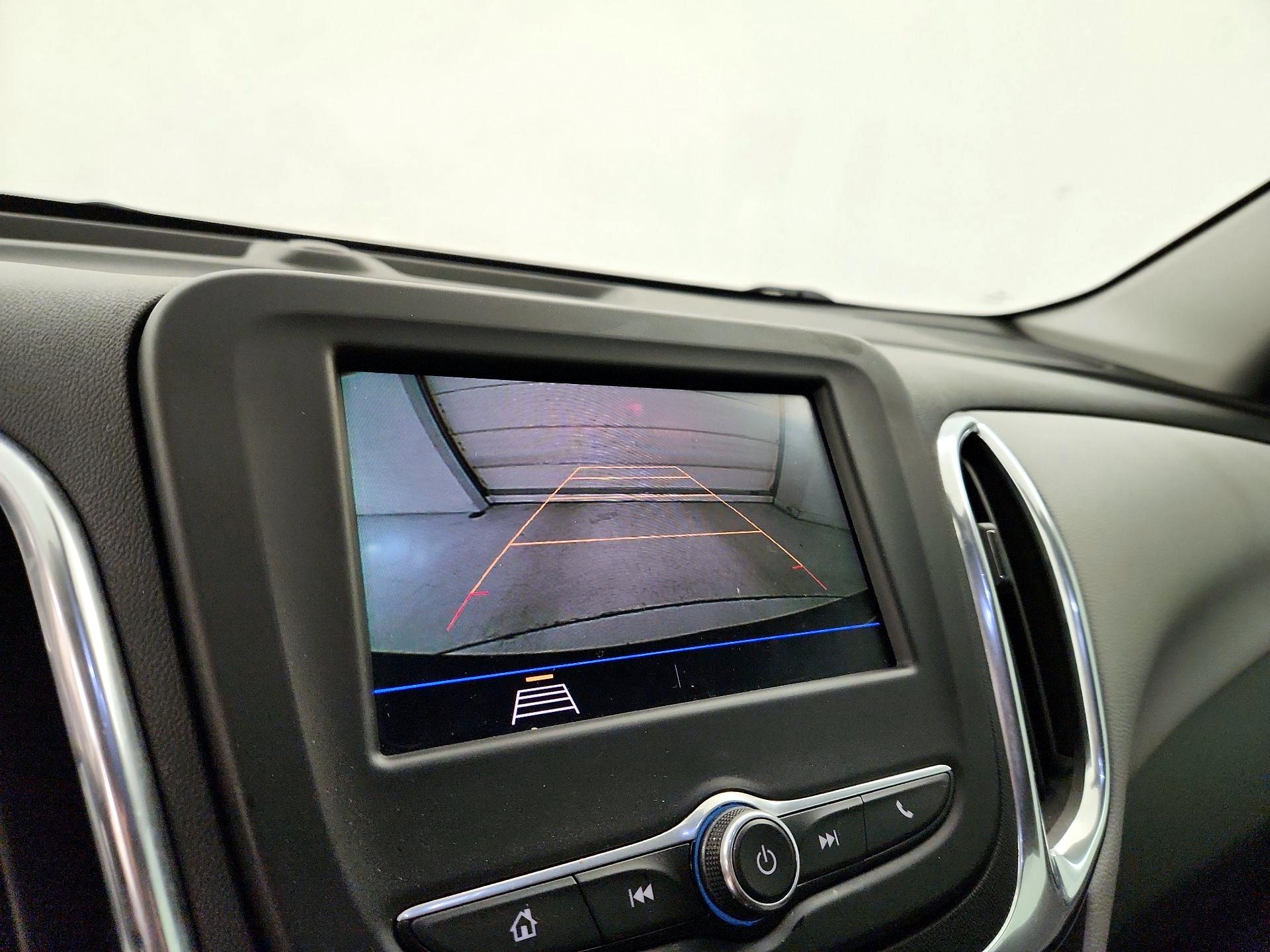 Thumbnail: 2021 Chevrolet Equinox - 14