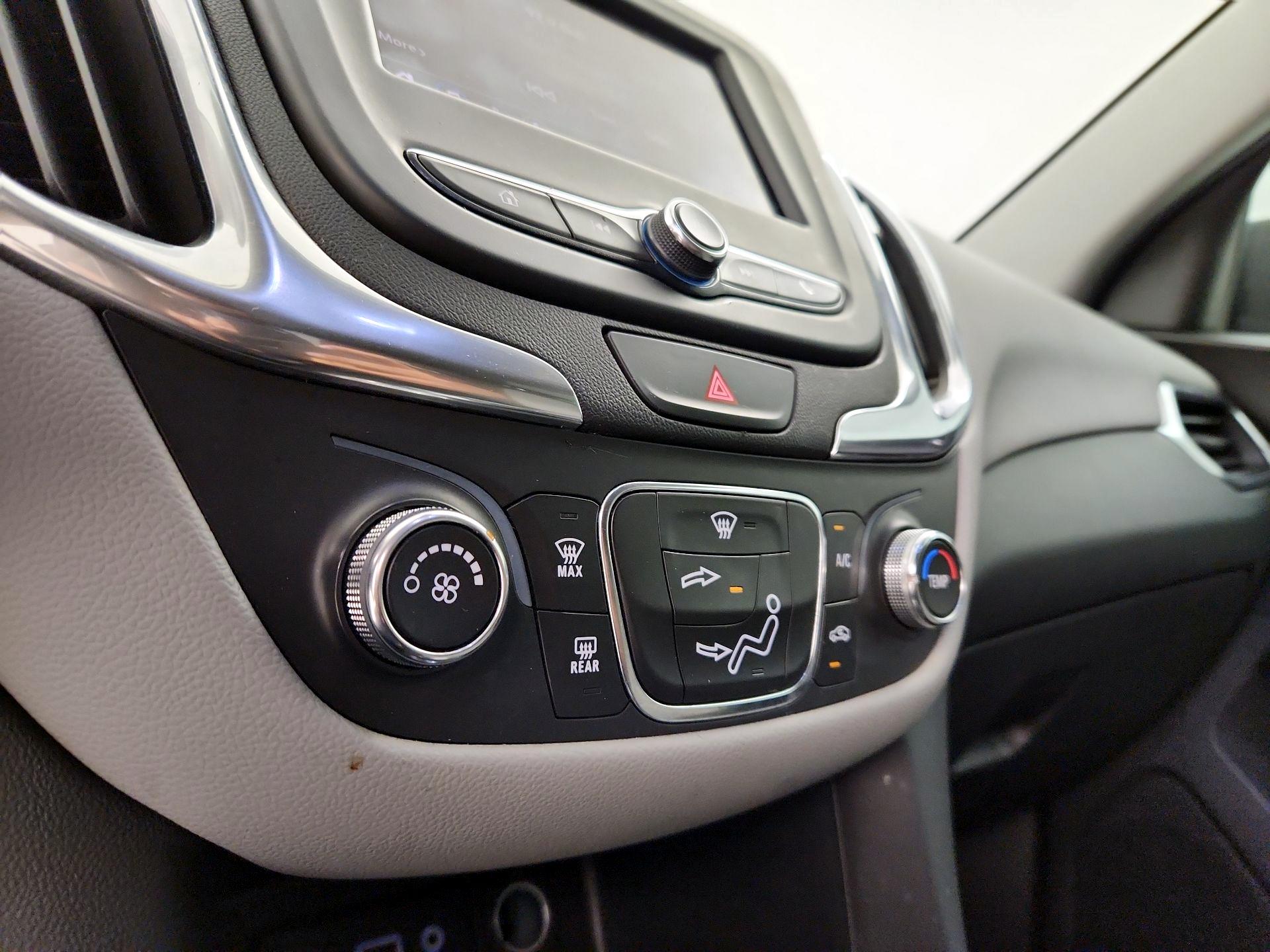 Thumbnail: 2021 Chevrolet Equinox - 16