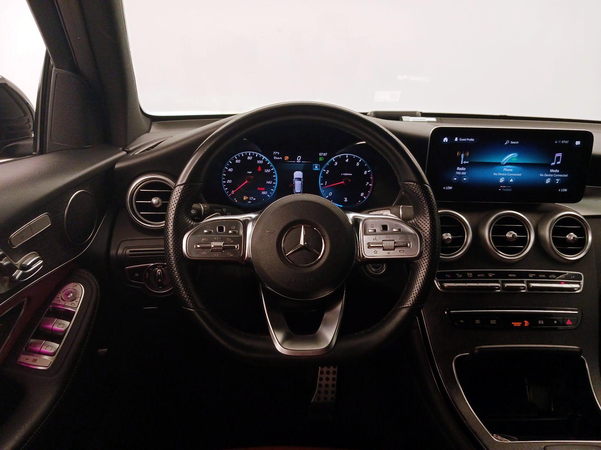 Thumbnail: 2022 Mercedes-Benz GLC - 10