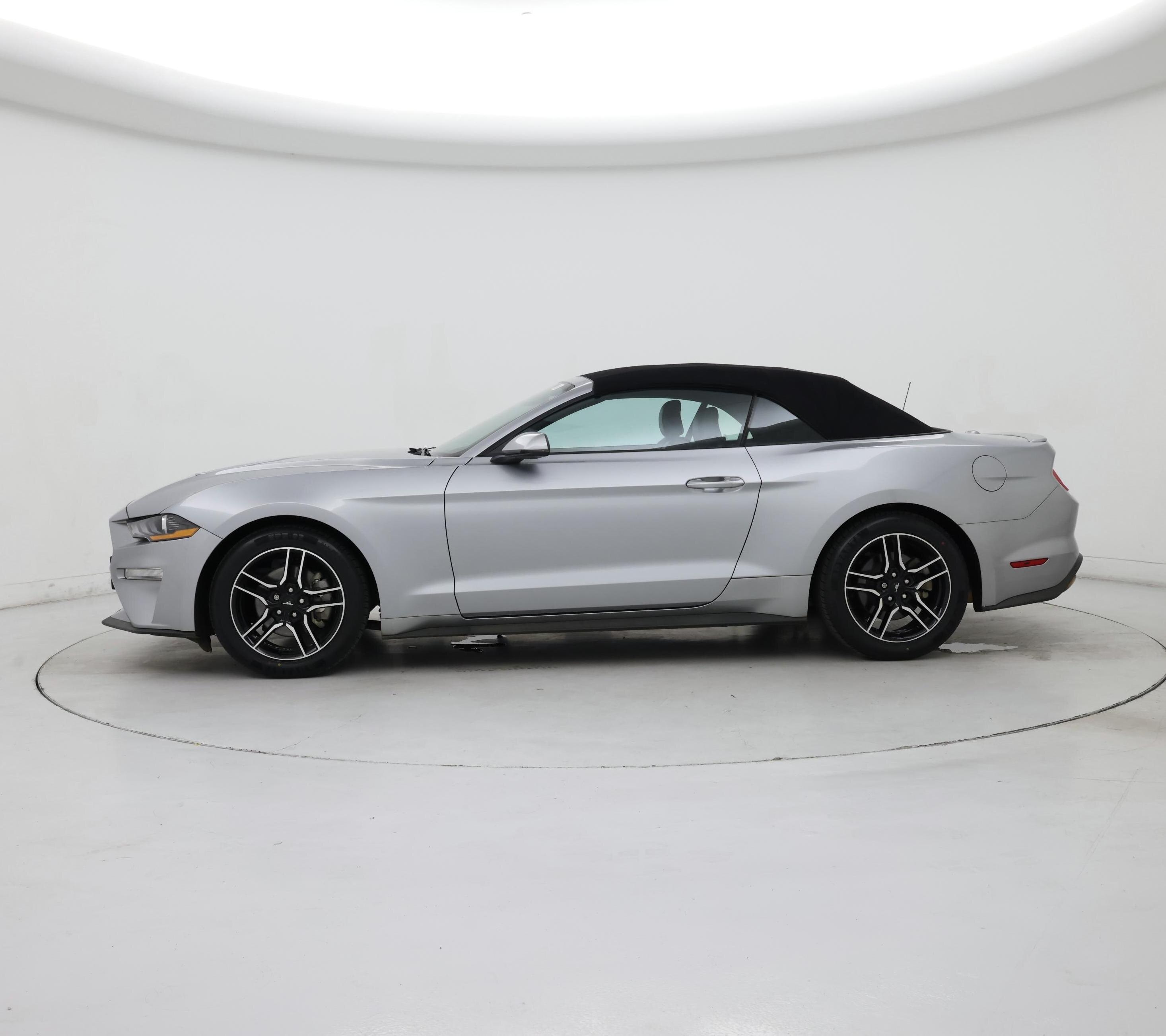 Thumbnail: 2023 Ford Mustang - 3