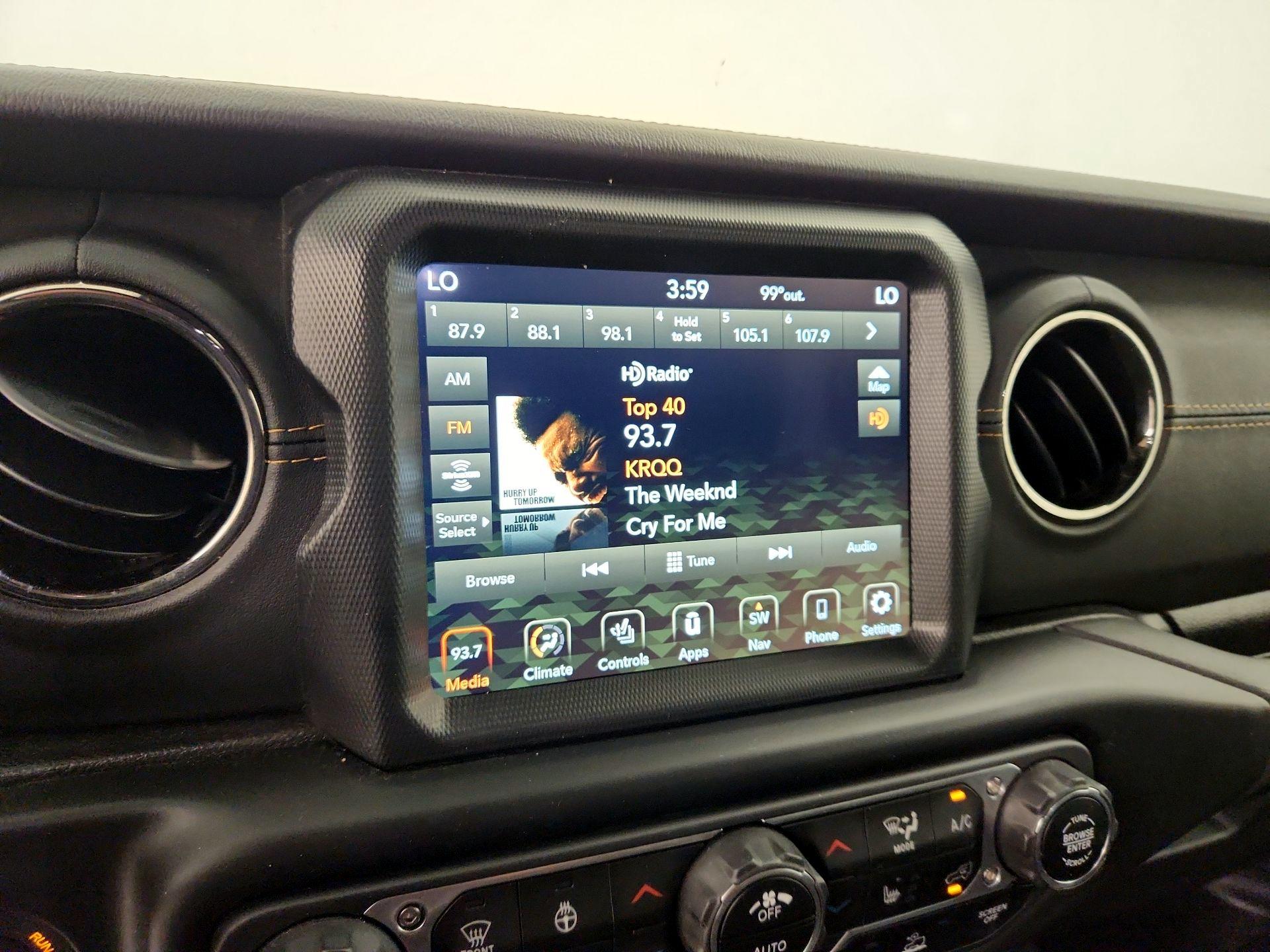Thumbnail: 2021 Jeep Wrangler - 16
