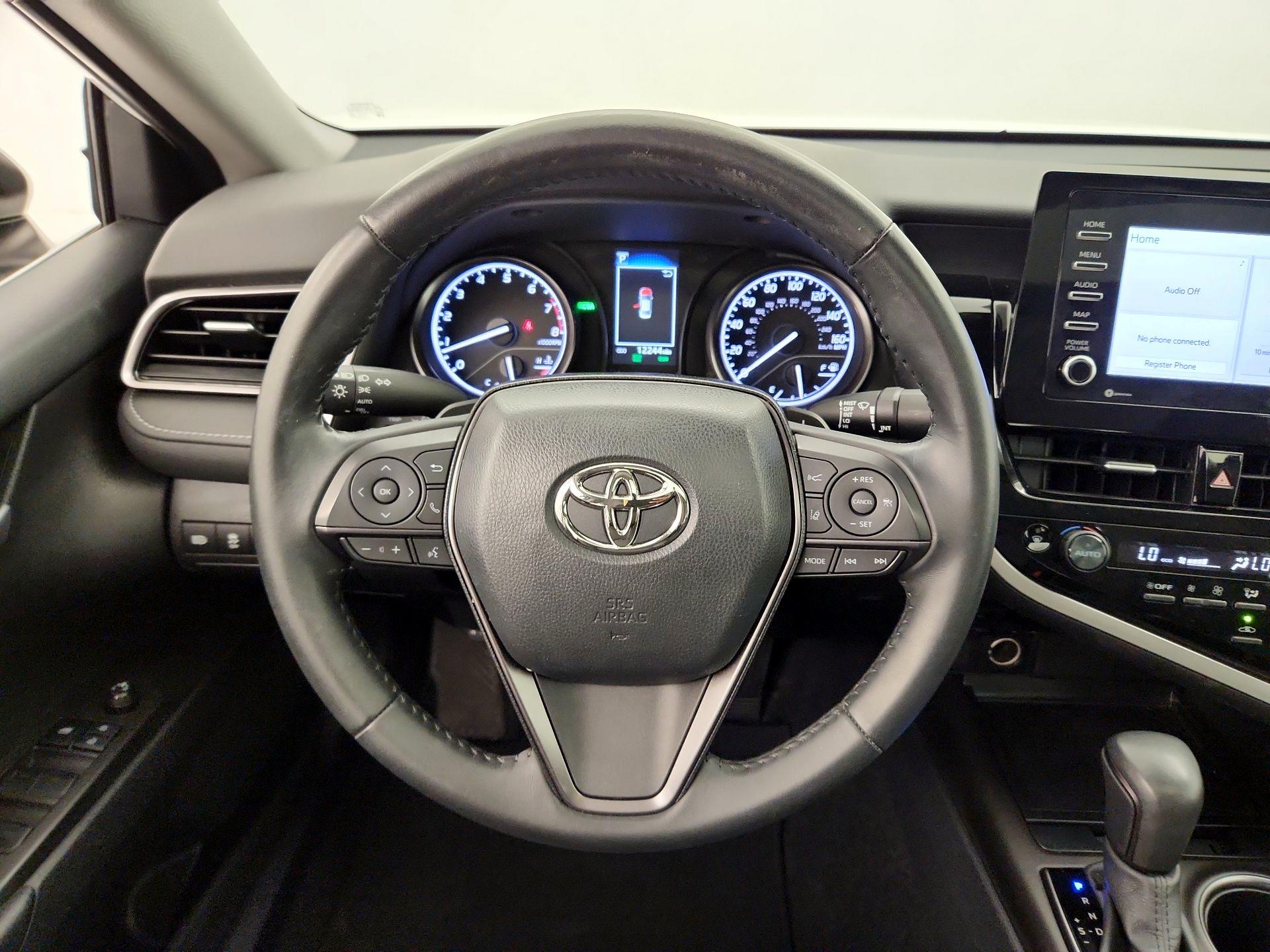 Thumbnail: 2023 Toyota Camry - 10