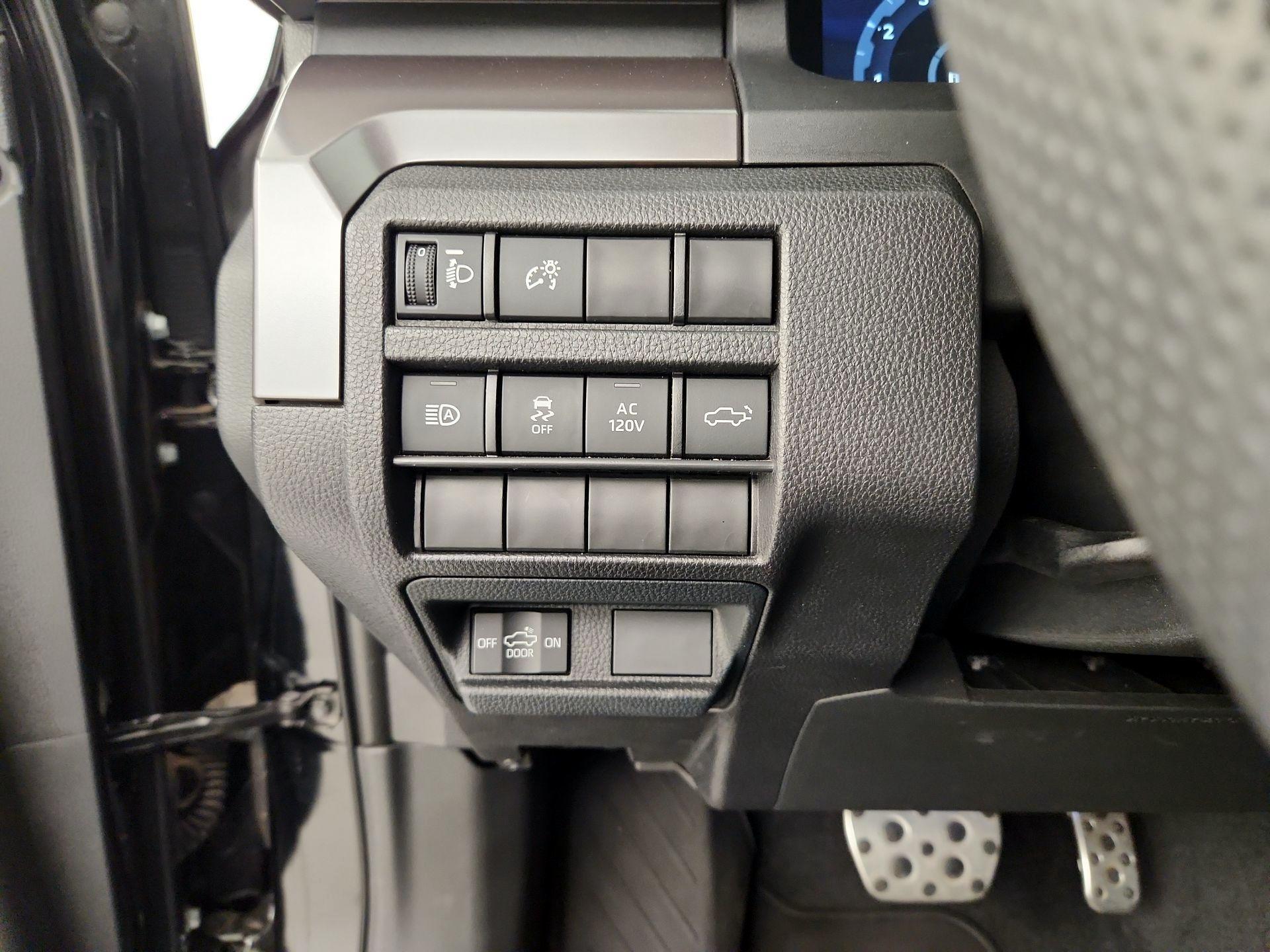 Thumbnail: 2024 Toyota Tacoma - 13