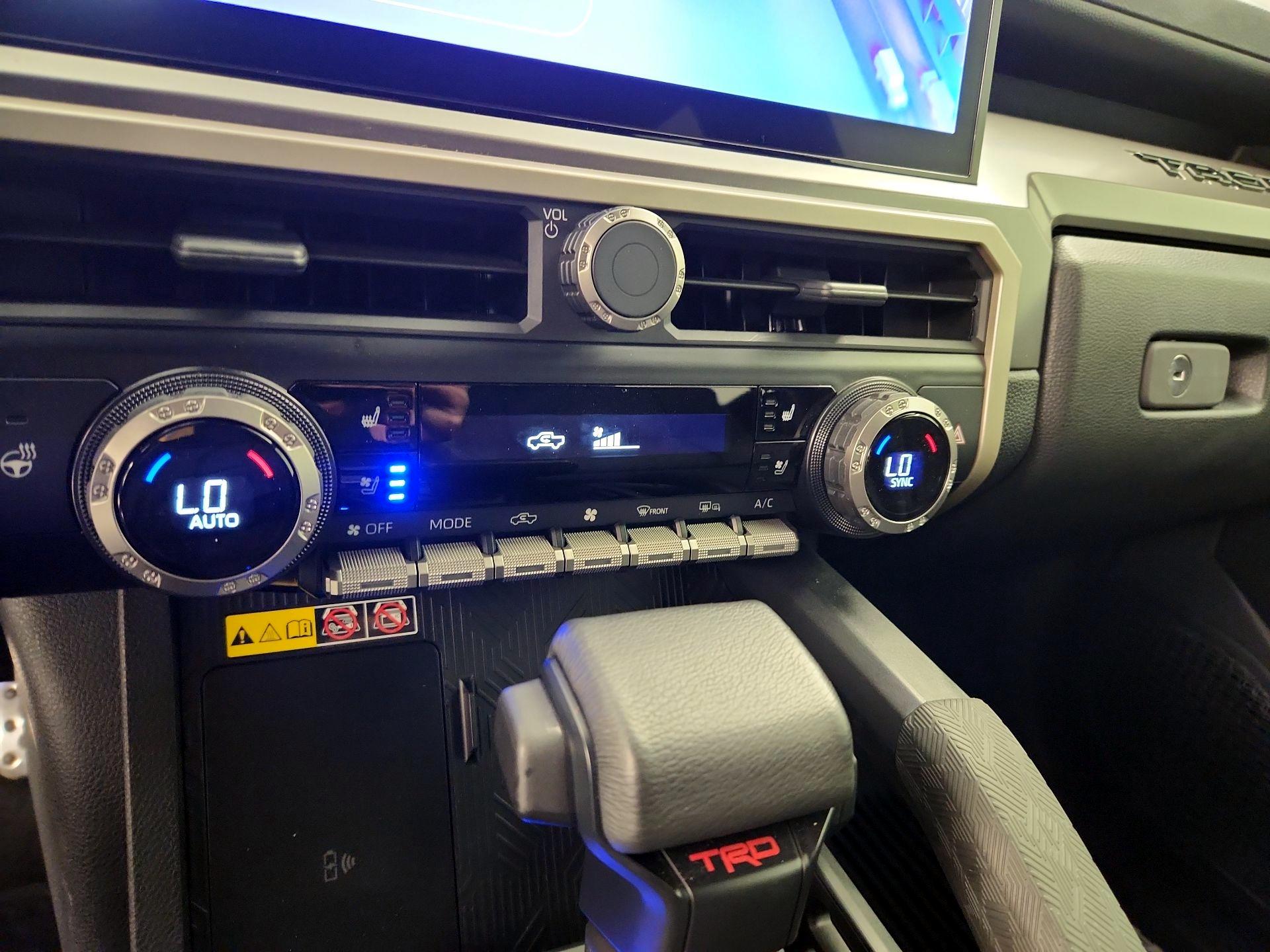 Thumbnail: 2024 Toyota Tacoma - 16