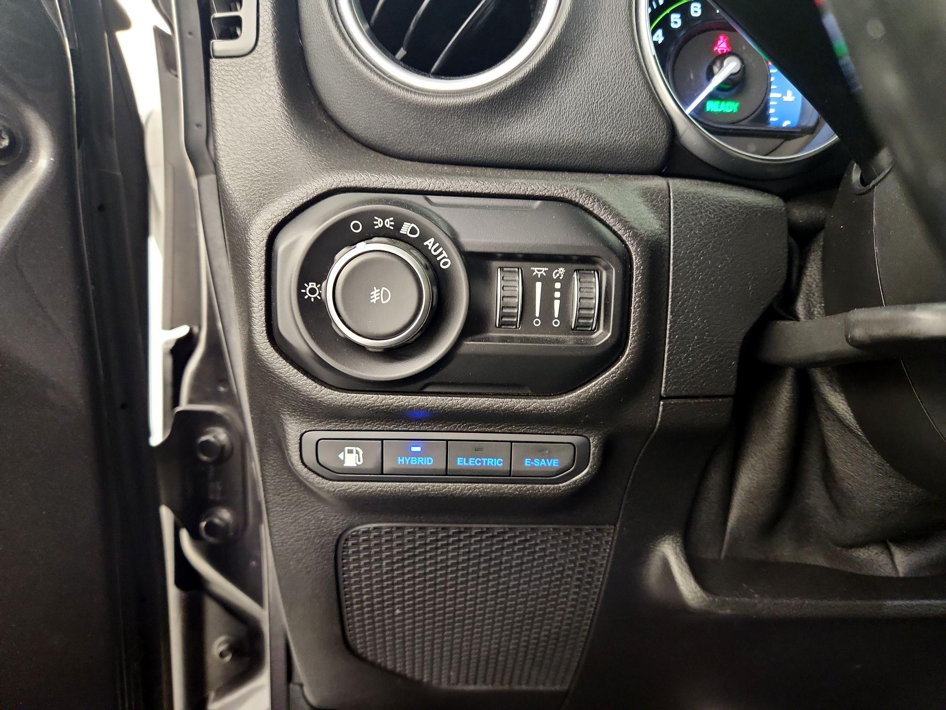 Thumbnail: 2021 Jeep Wrangler - 13