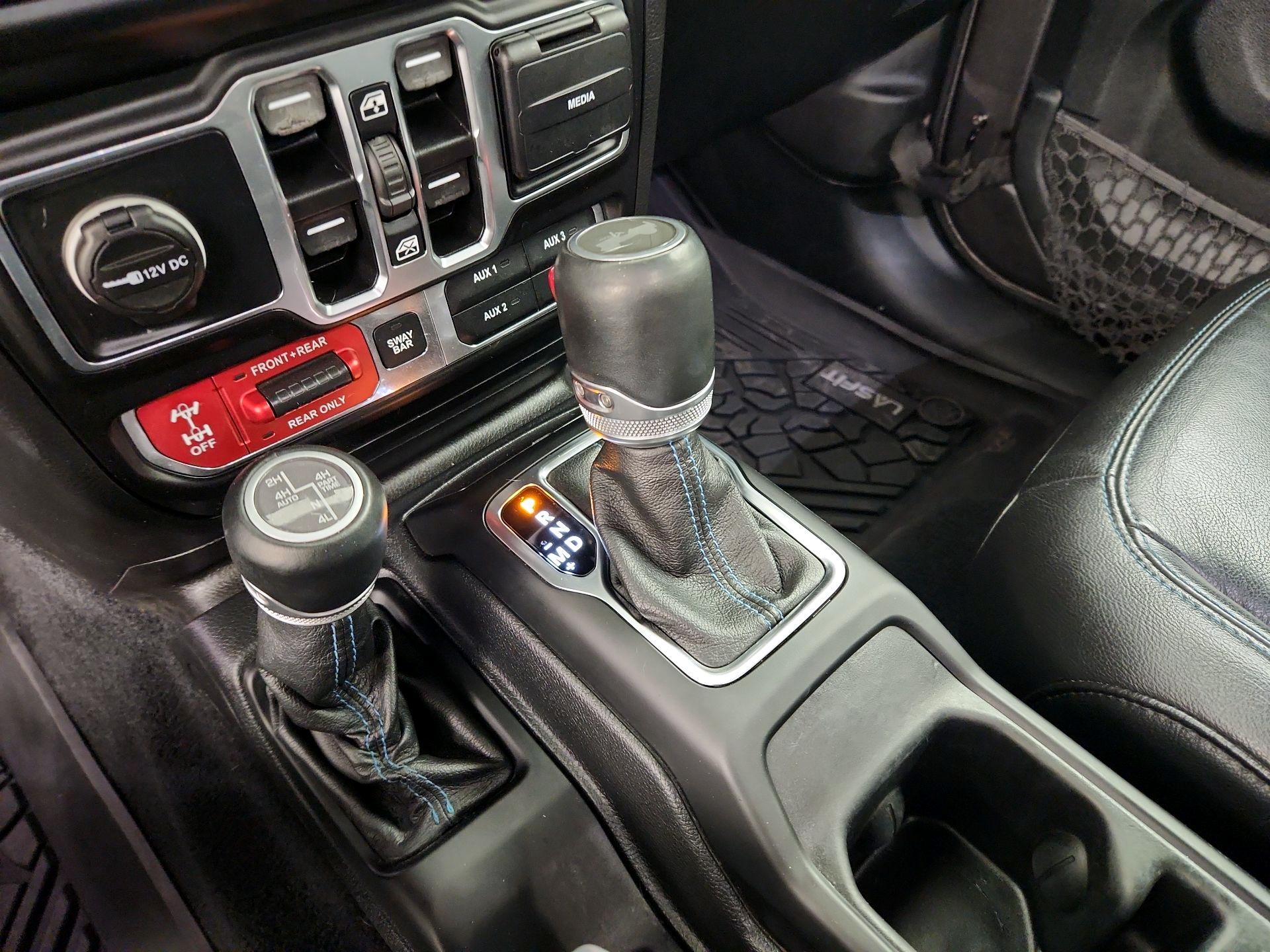 Thumbnail: 2021 Jeep Wrangler - 18