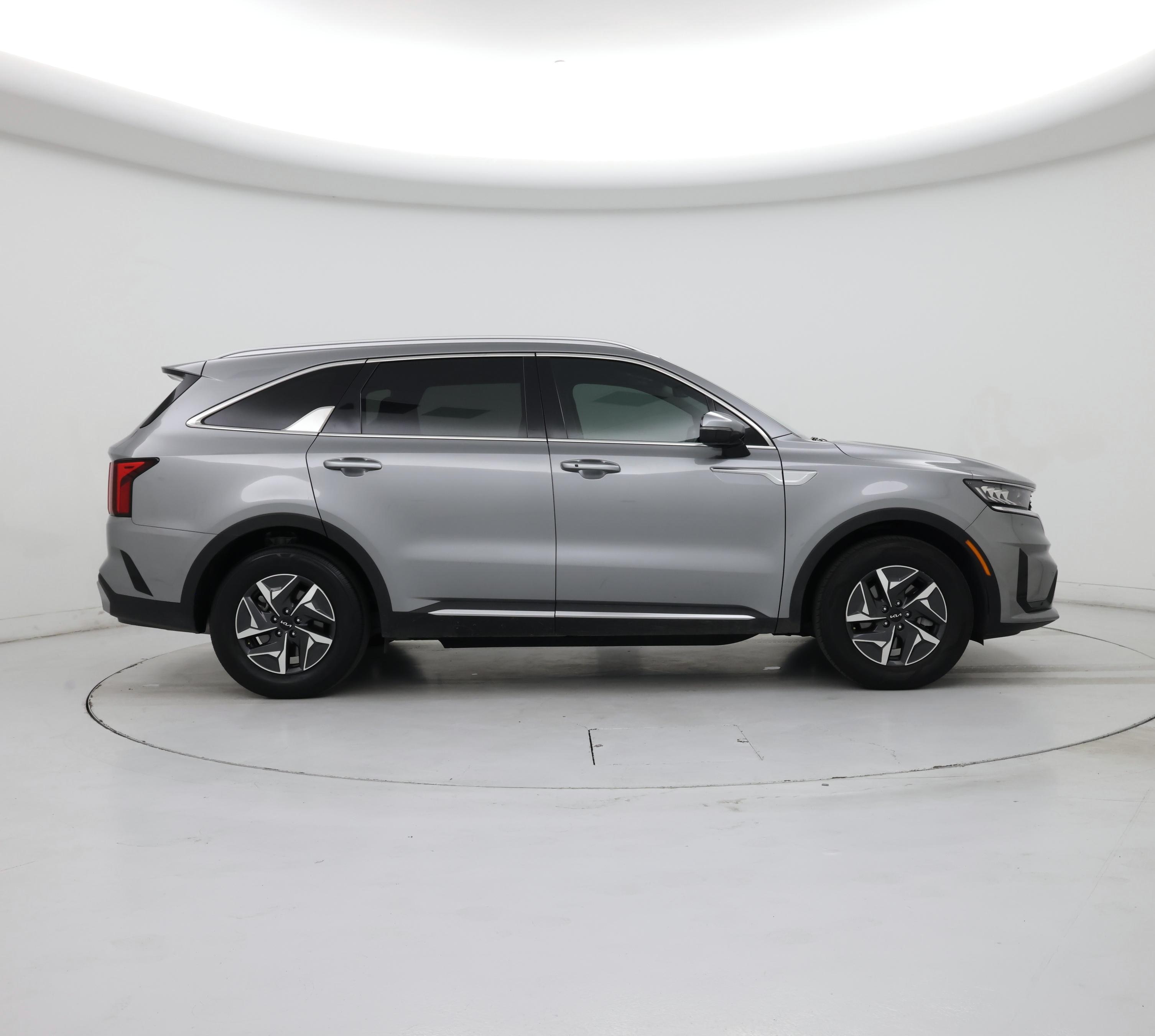 Thumbnail: 2023 Kia Sorento - 7