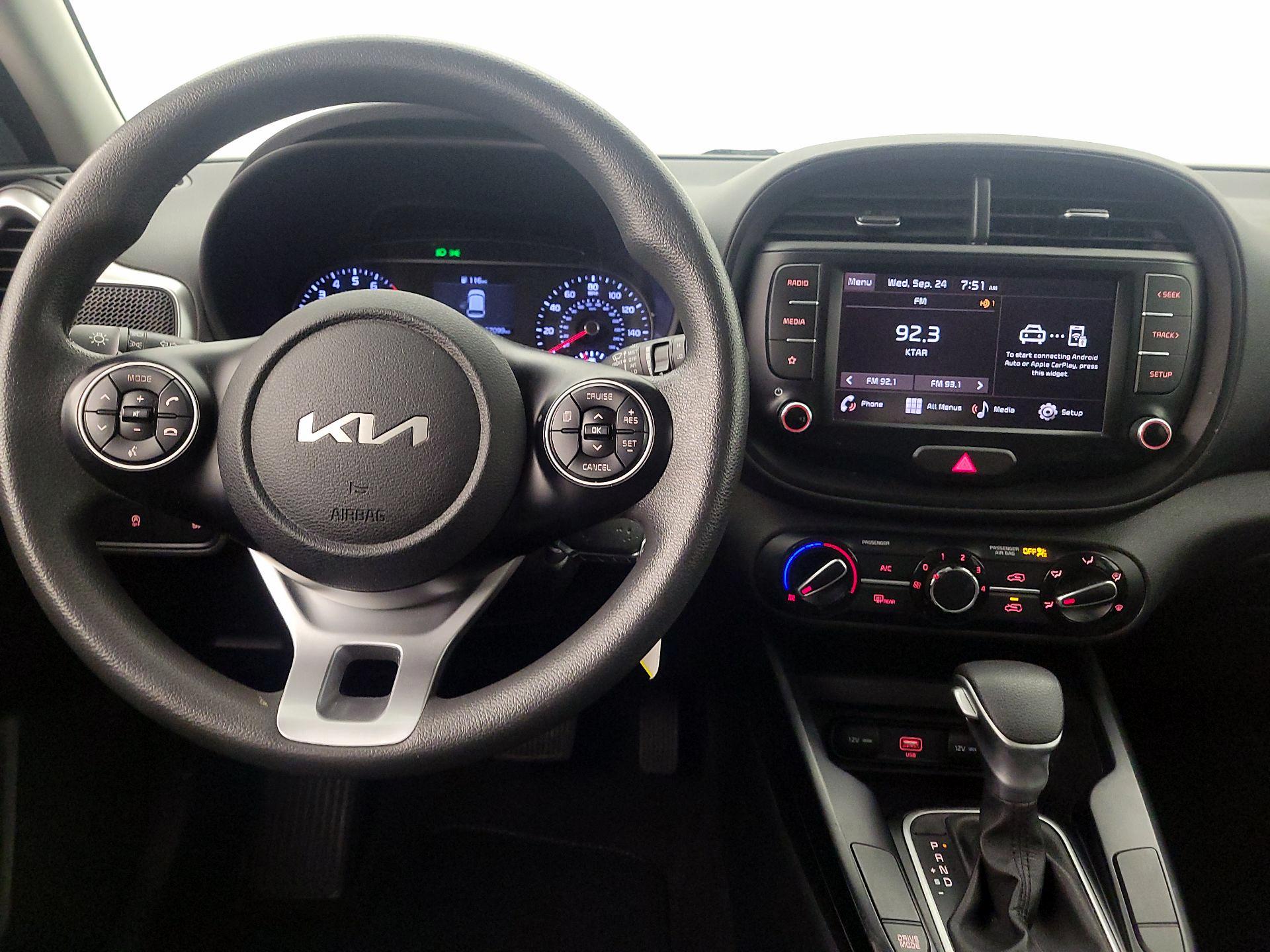 Thumbnail: 2022 Kia Soul - 10