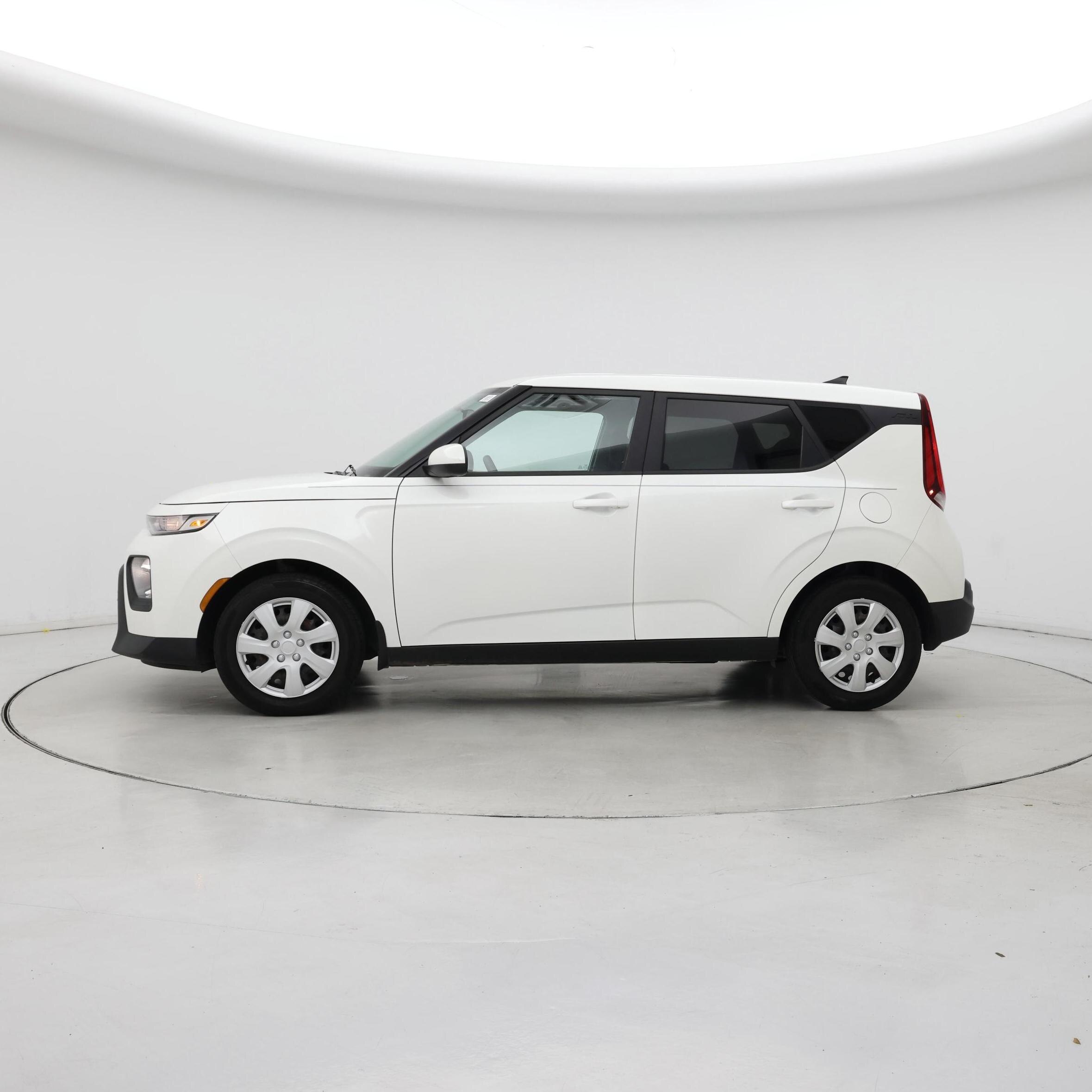 Thumbnail: 2022 Kia Soul - 3