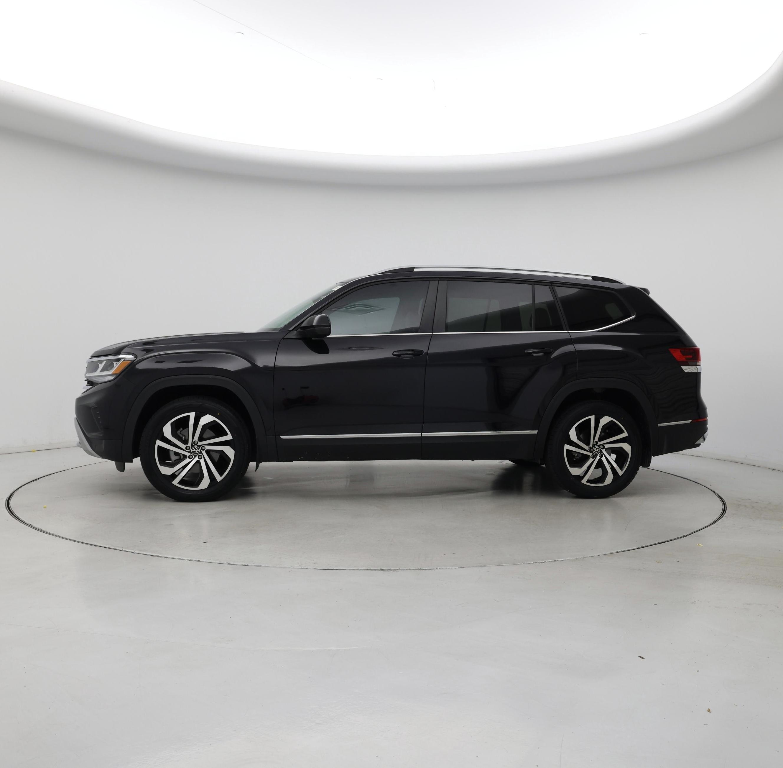 Thumbnail: 2022 Volkswagen Atlas - 3