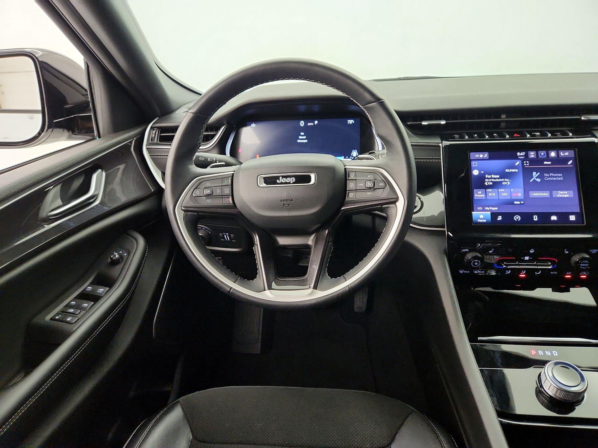 Thumbnail: 2022 Jeep Grand Cherokee - 10