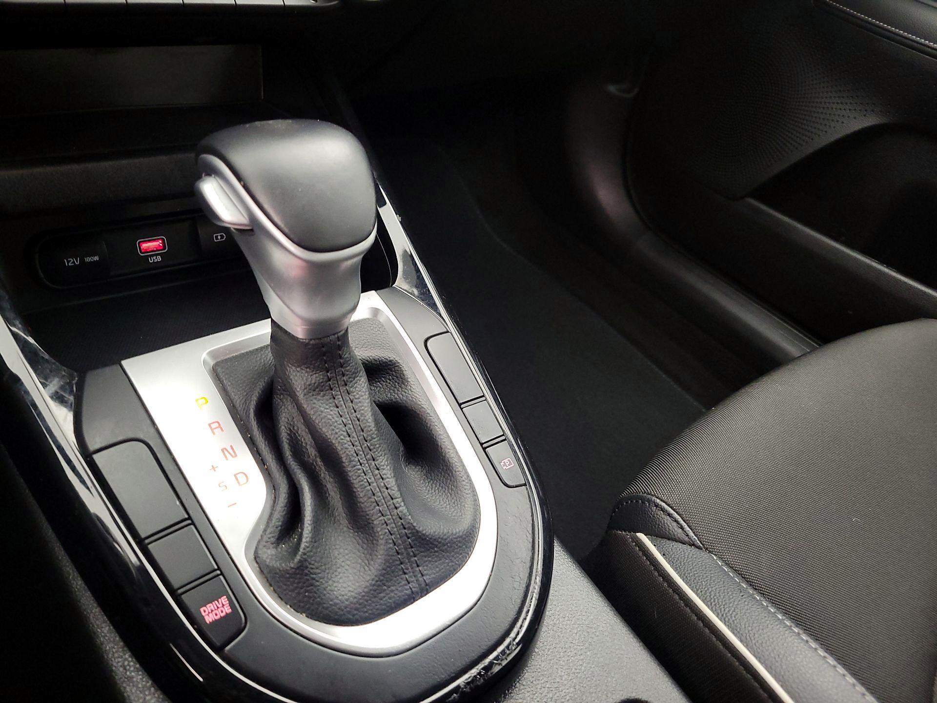 Thumbnail: 2023 Kia Forte - 18
