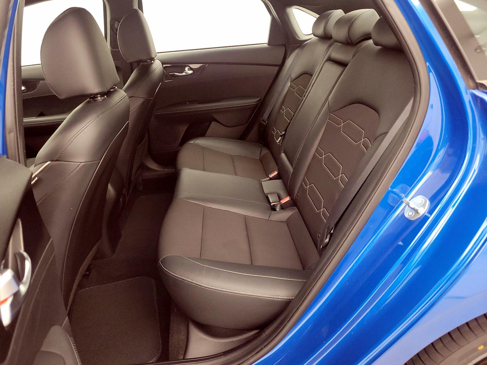 Thumbnail: 2023 Kia Forte - 20