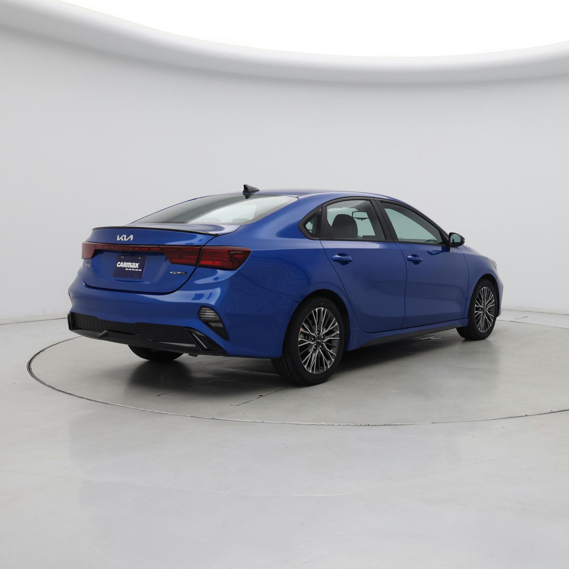 Thumbnail: 2023 Kia Forte - 8