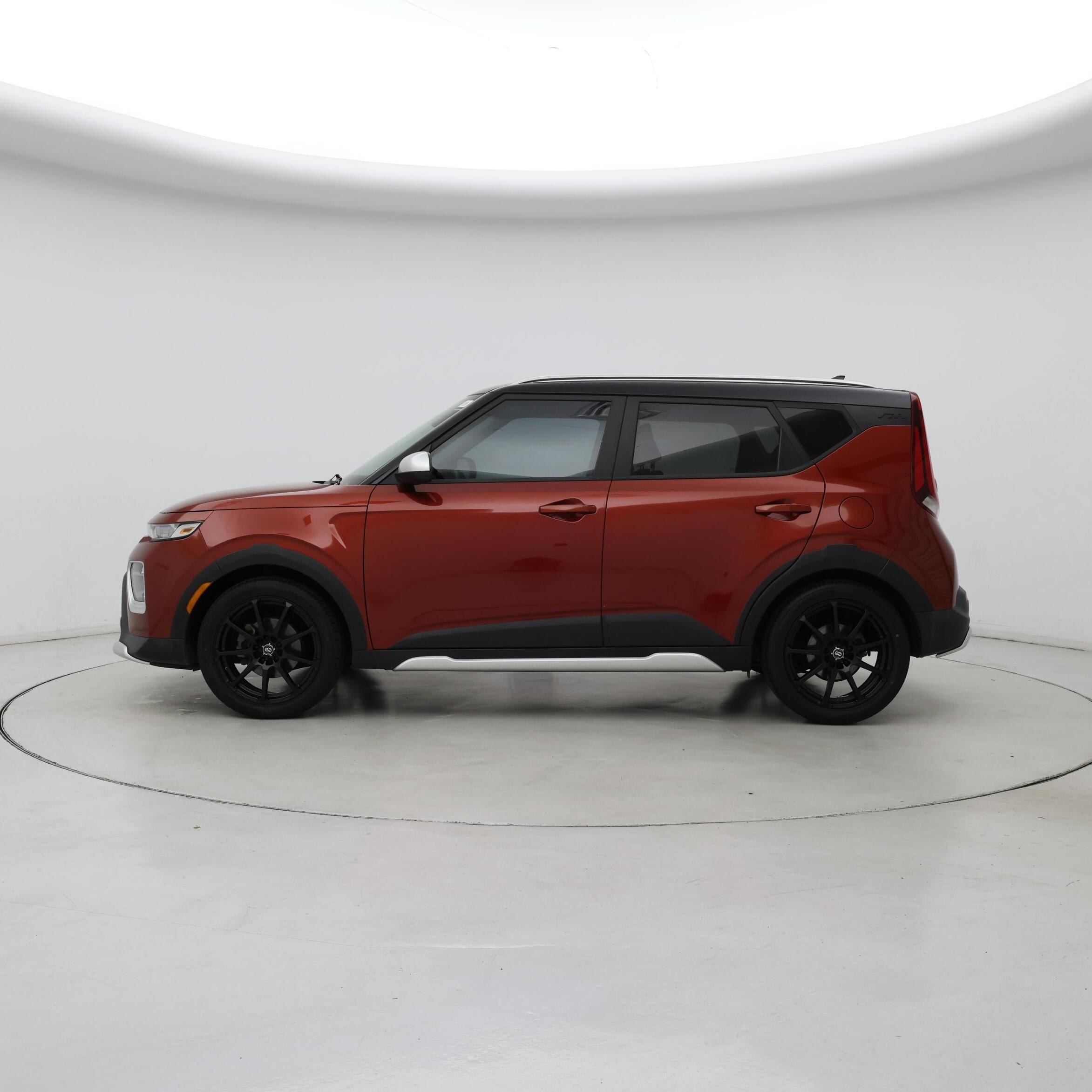 Thumbnail: 2021 Kia Soul - 3