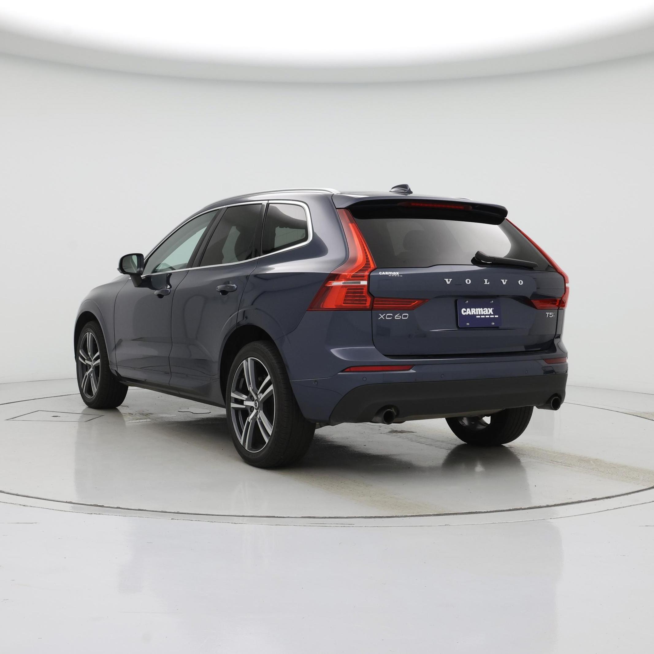 Thumbnail: 2018 Volvo XC60 - 2
