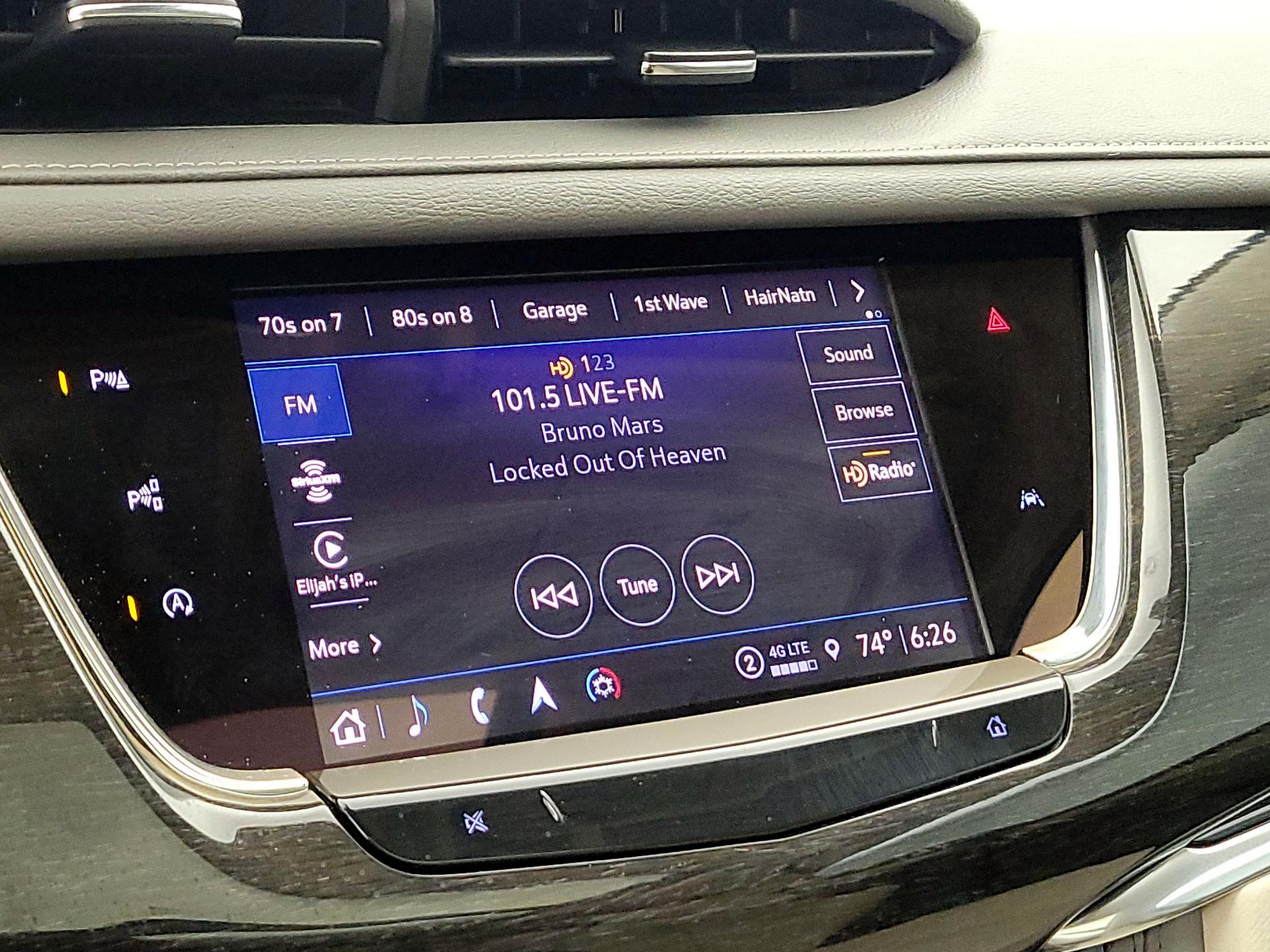 Thumbnail: 2022 Cadillac XT6 - 16