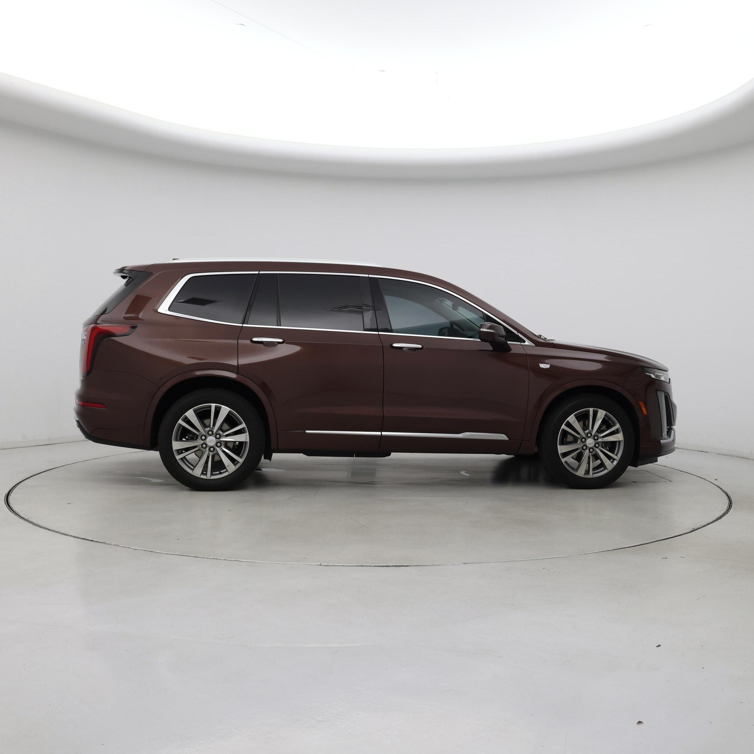 Thumbnail: 2022 Cadillac XT6 - 7