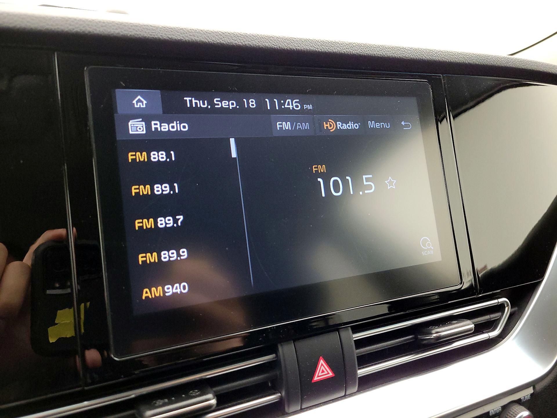 Thumbnail: 2020 Kia Niro - 15