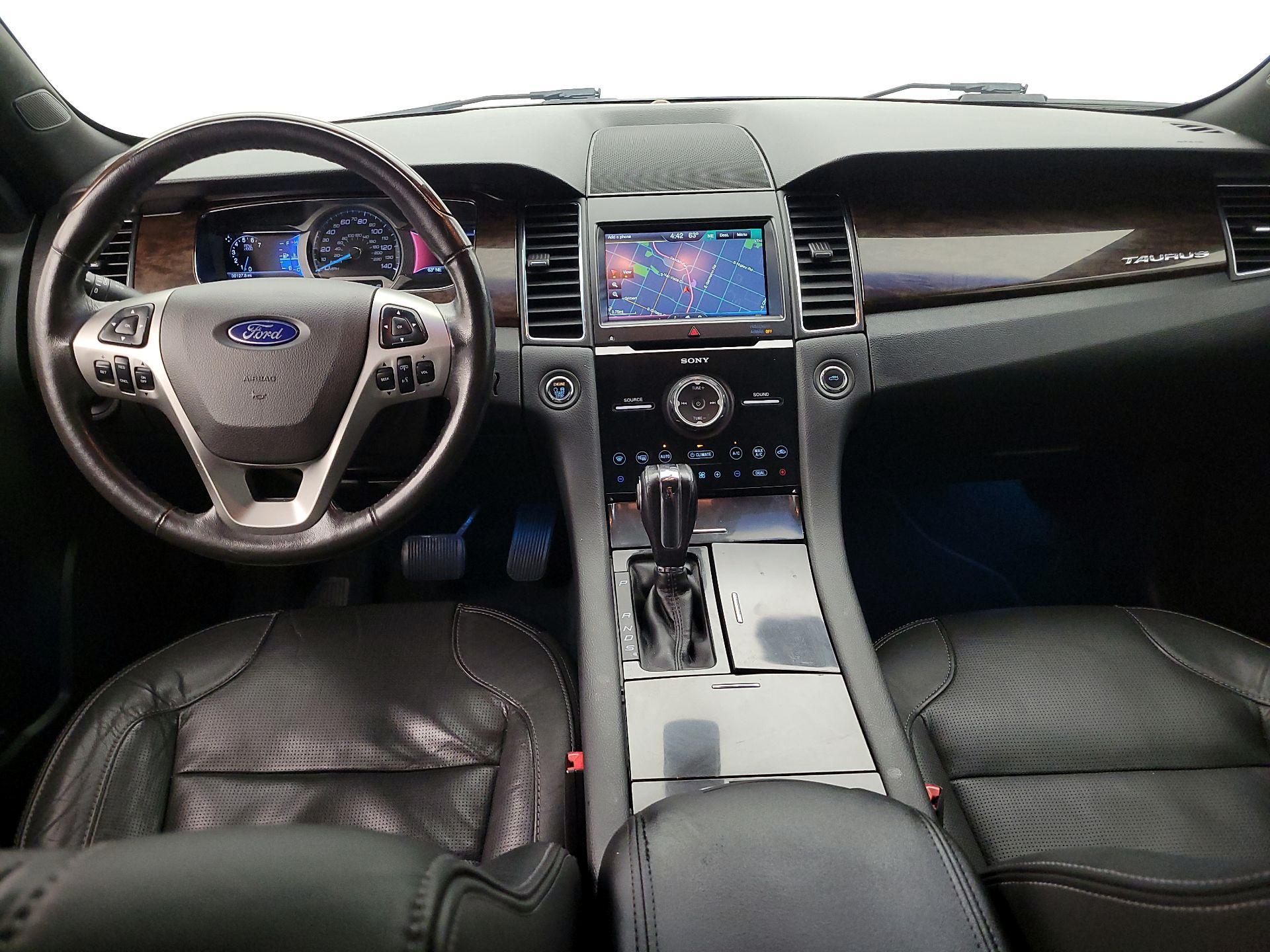 Thumbnail: 2015 Ford Taurus - 9