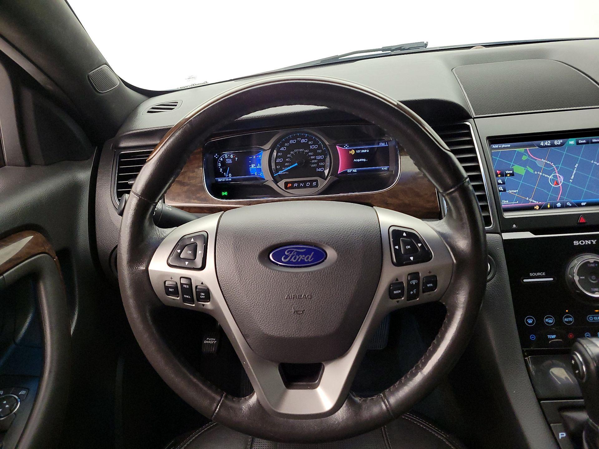 Thumbnail: 2015 Ford Taurus - 10