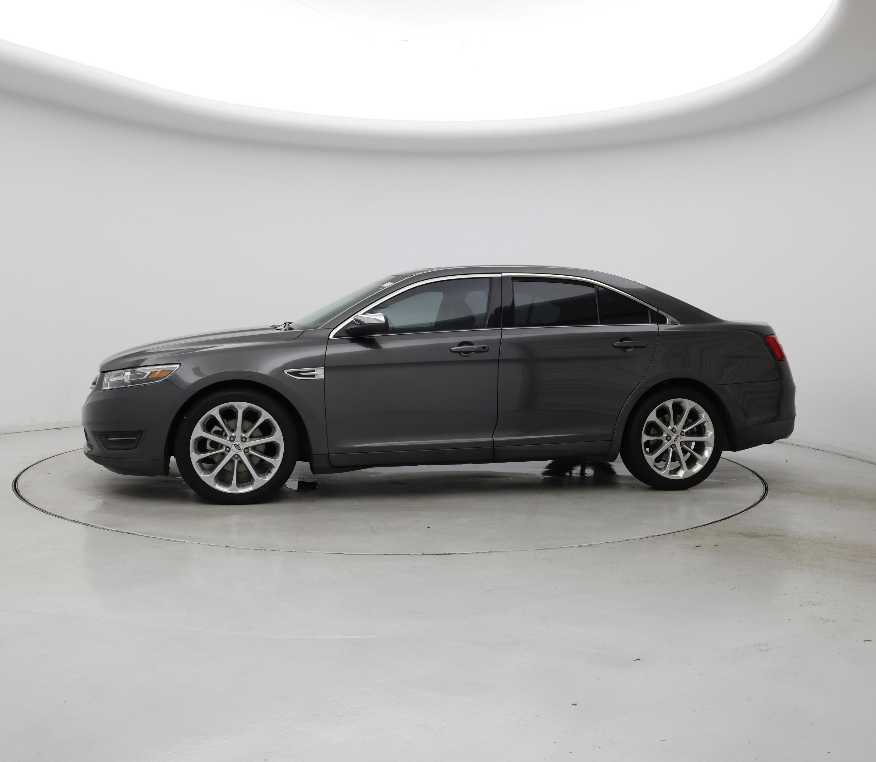 Thumbnail: 2015 Ford Taurus - 3