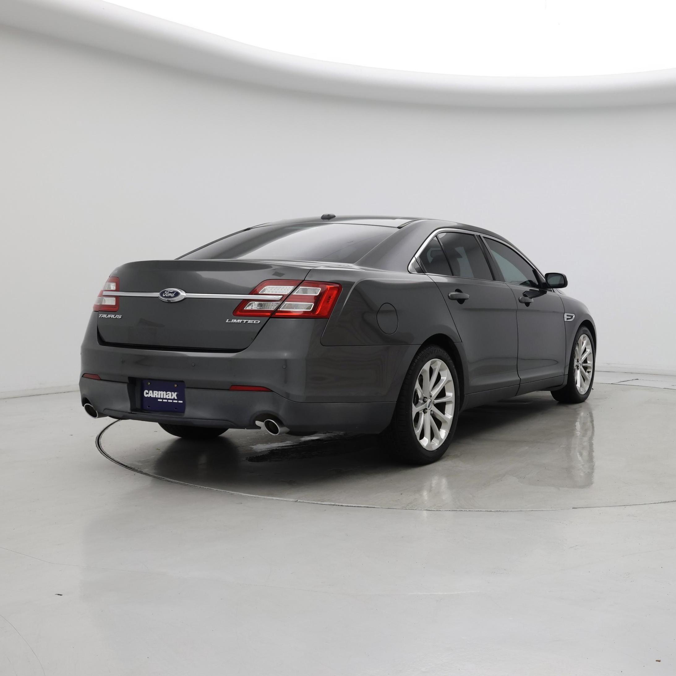 Thumbnail: 2015 Ford Taurus - 8
