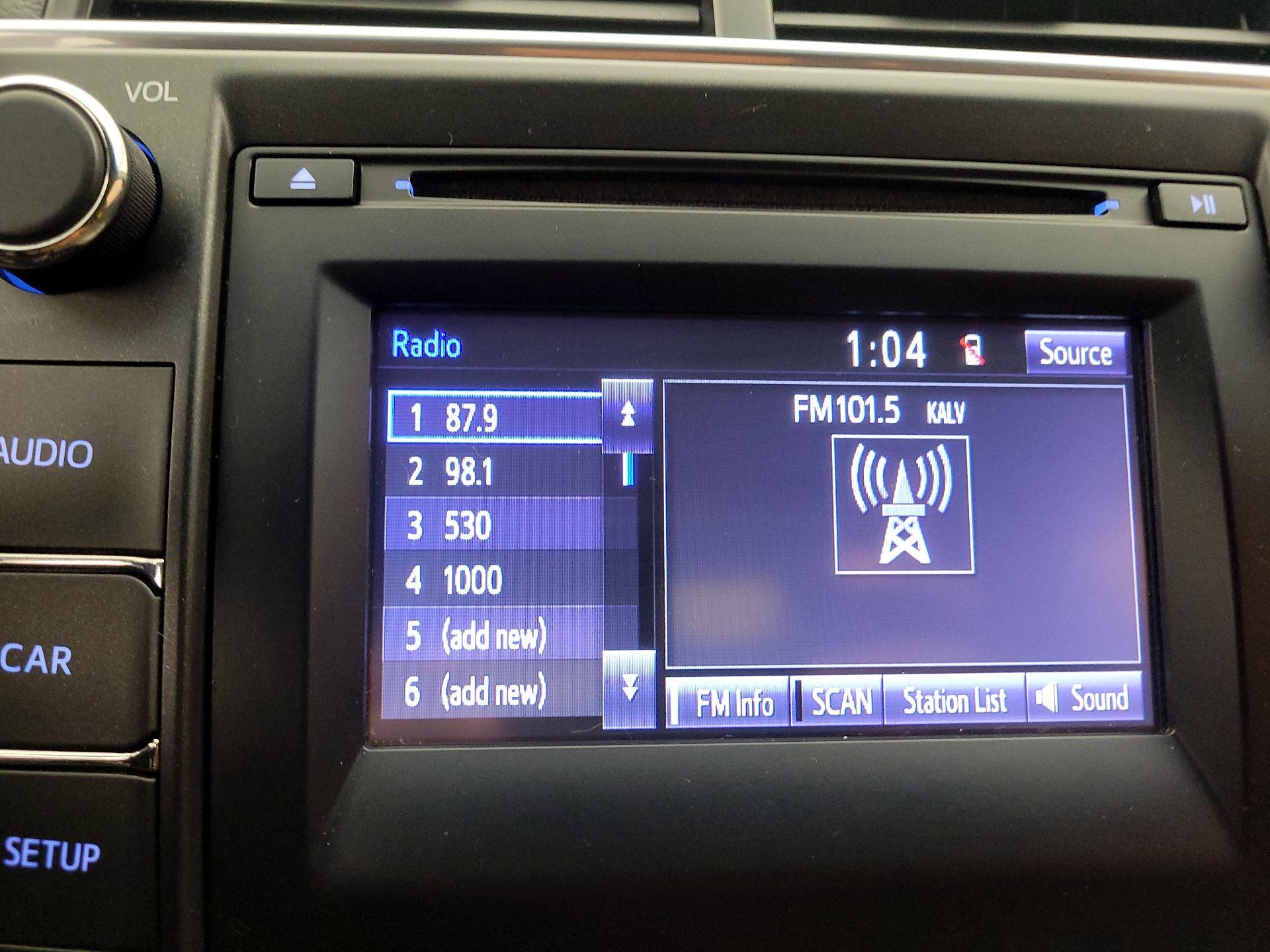 Thumbnail: 2015 Toyota Camry - 15