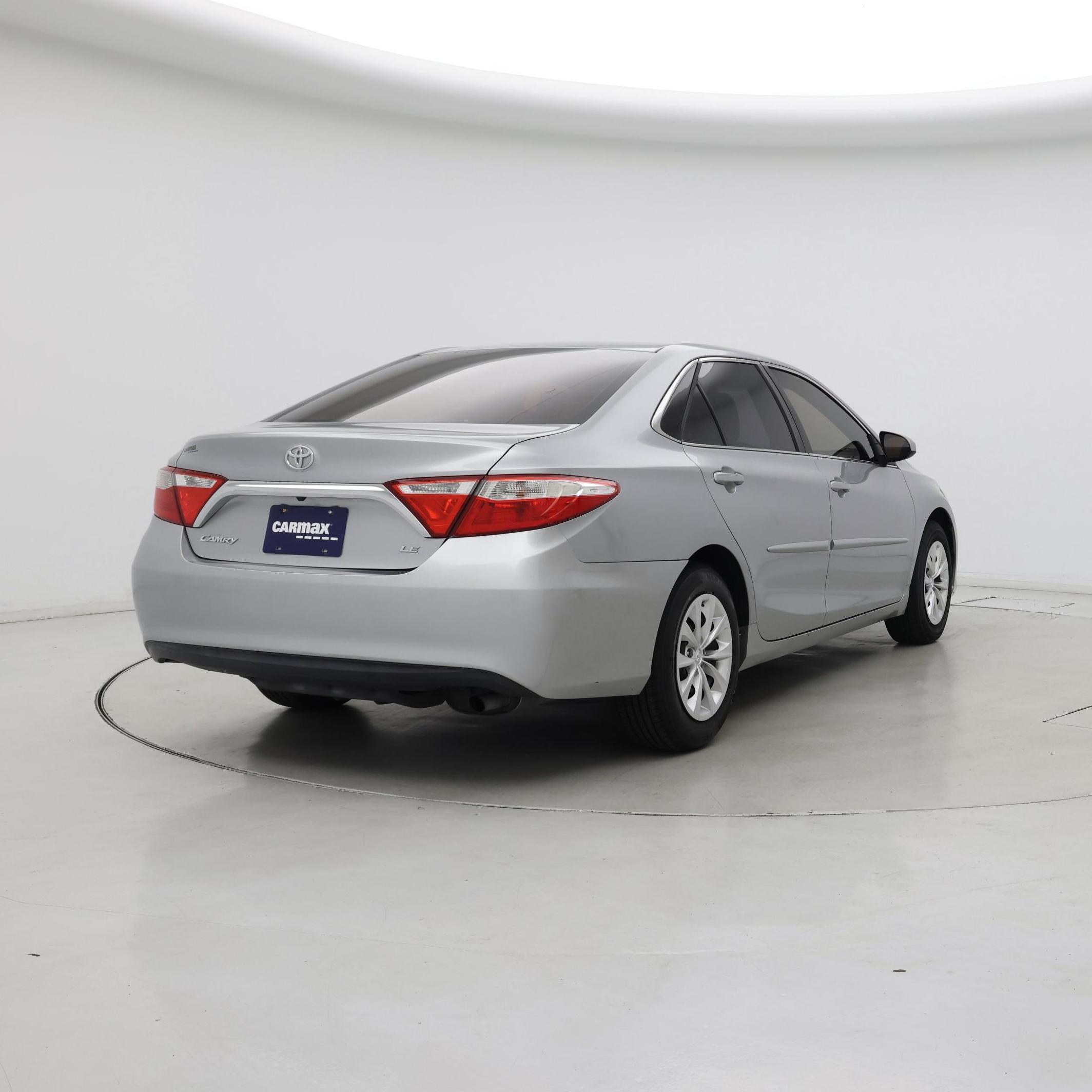 Thumbnail: 2015 Toyota Camry - 8