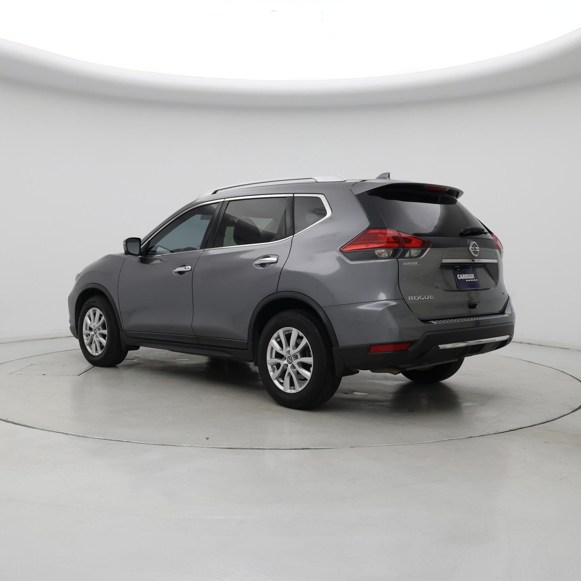 Thumbnail: 2017 Nissan Rogue - 2