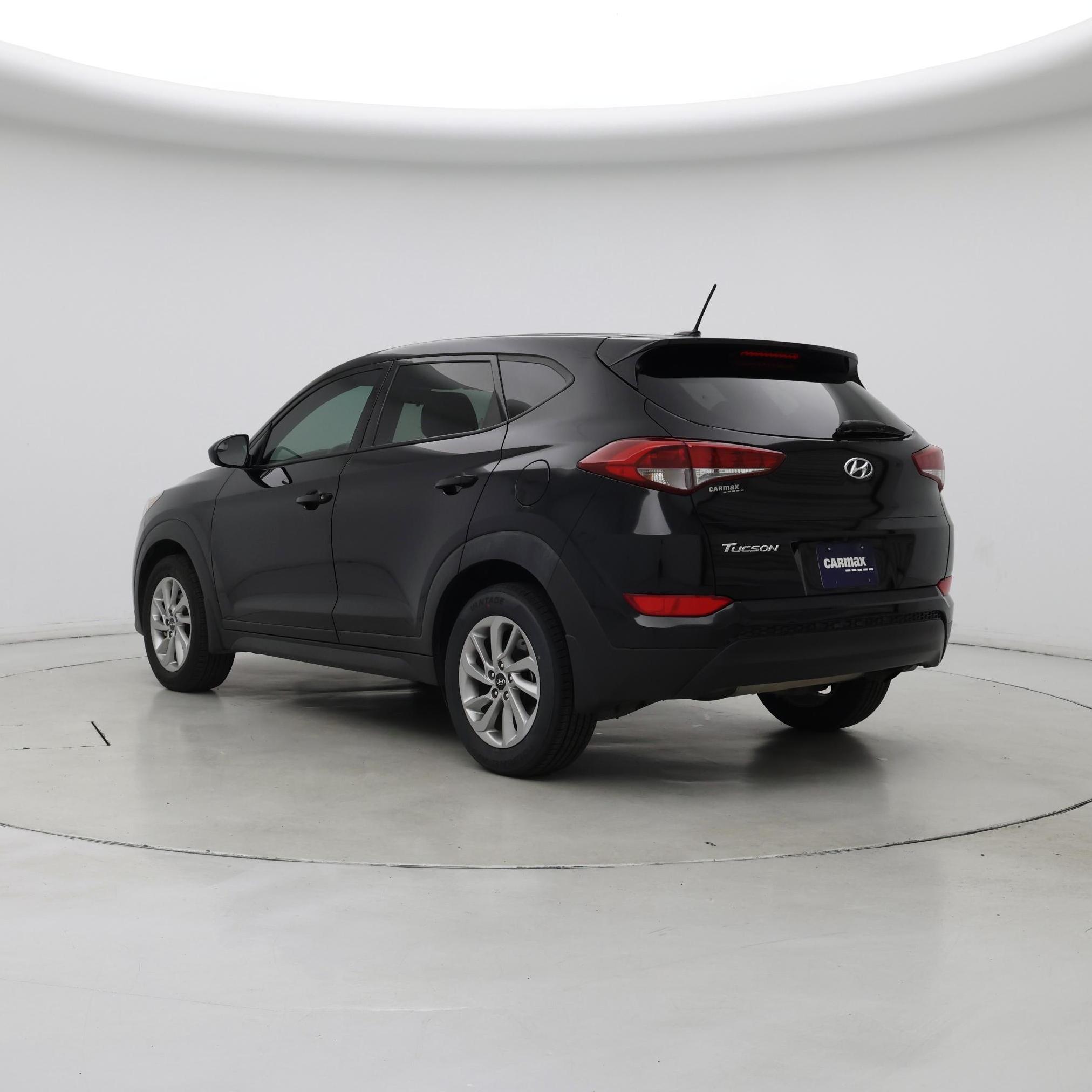 Thumbnail: 2016 Hyundai Tucson - 2