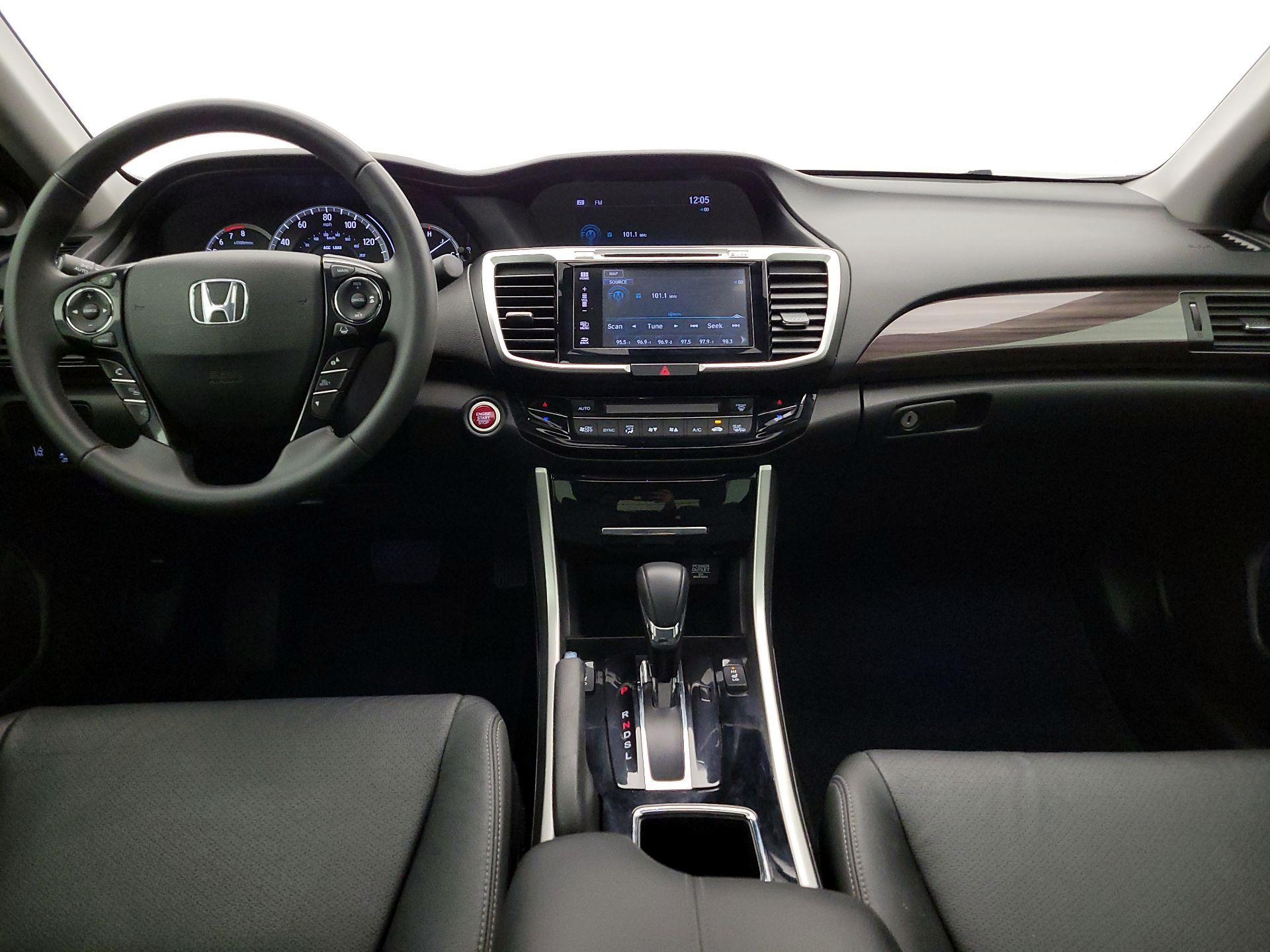 Thumbnail: 2017 Honda Accord - 9