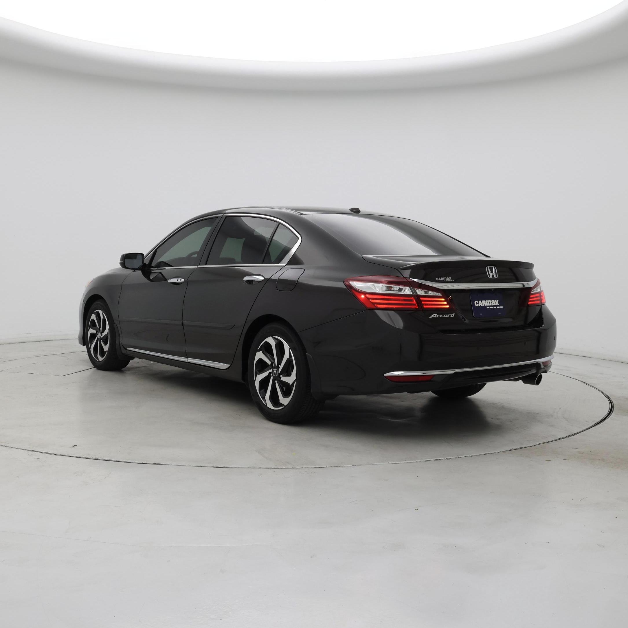Thumbnail: 2017 Honda Accord - 2