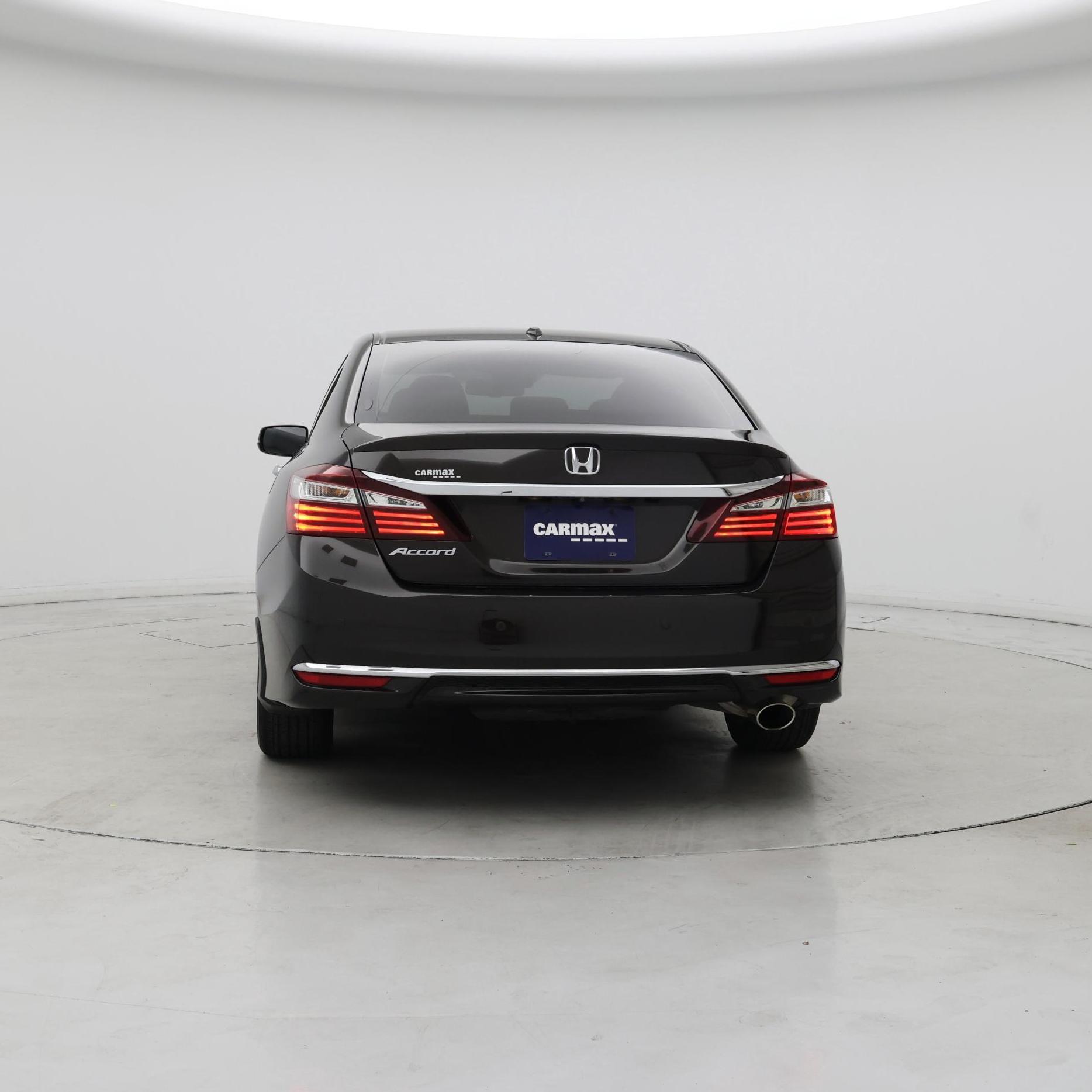 Thumbnail: 2017 Honda Accord - 6