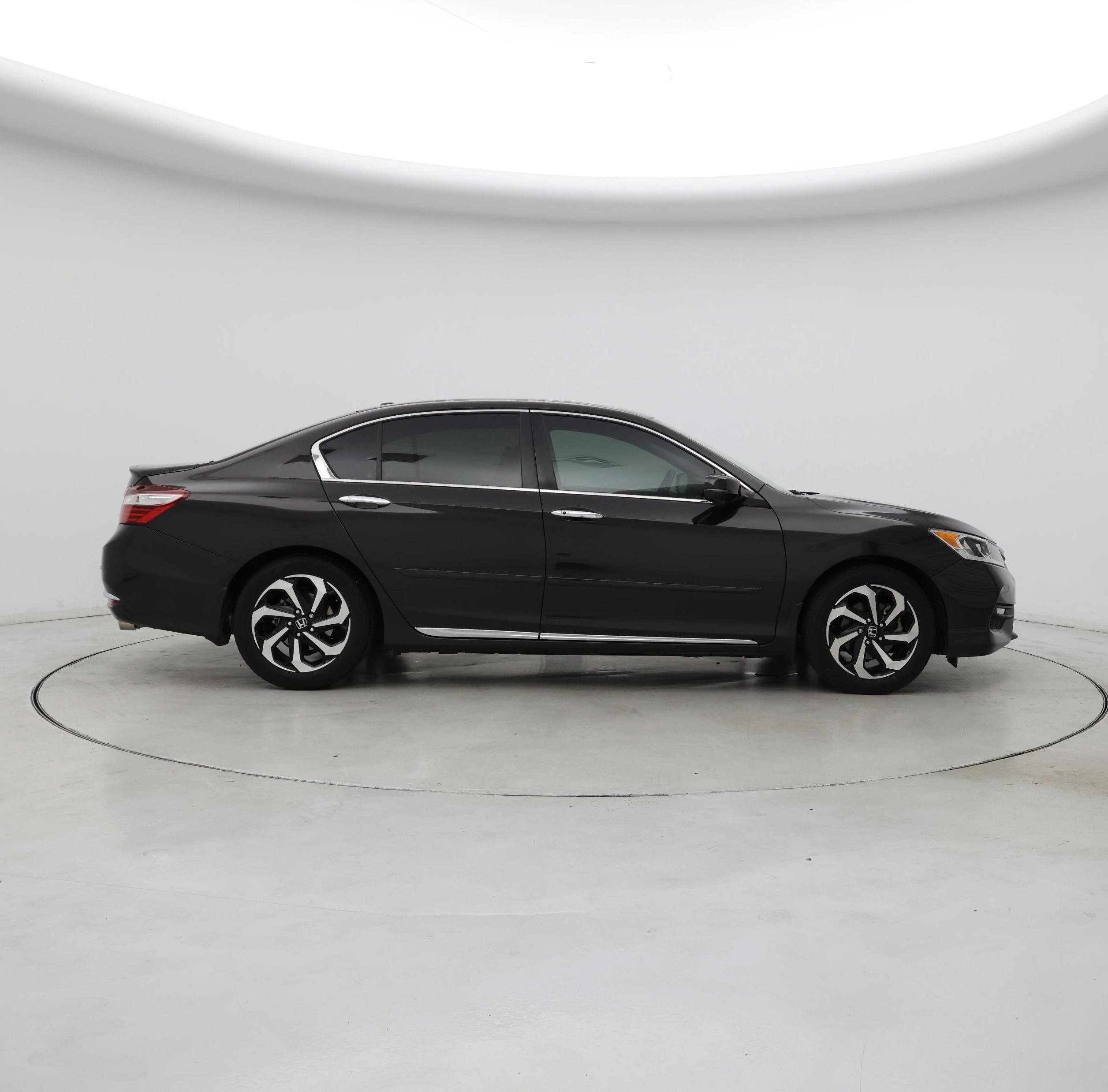 Thumbnail: 2017 Honda Accord - 7
