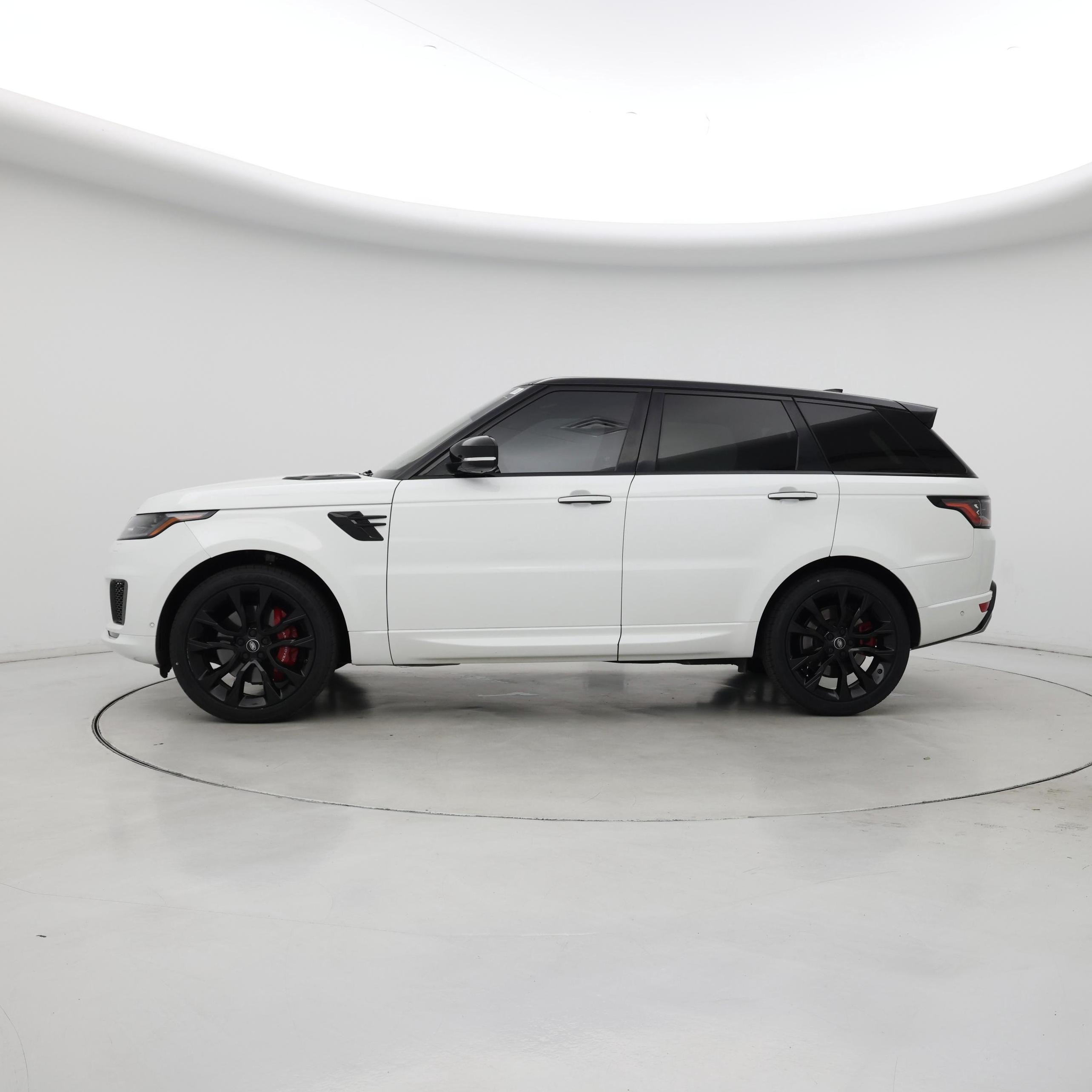 Thumbnail: 2020 Land Rover Range Rover Sport - 3