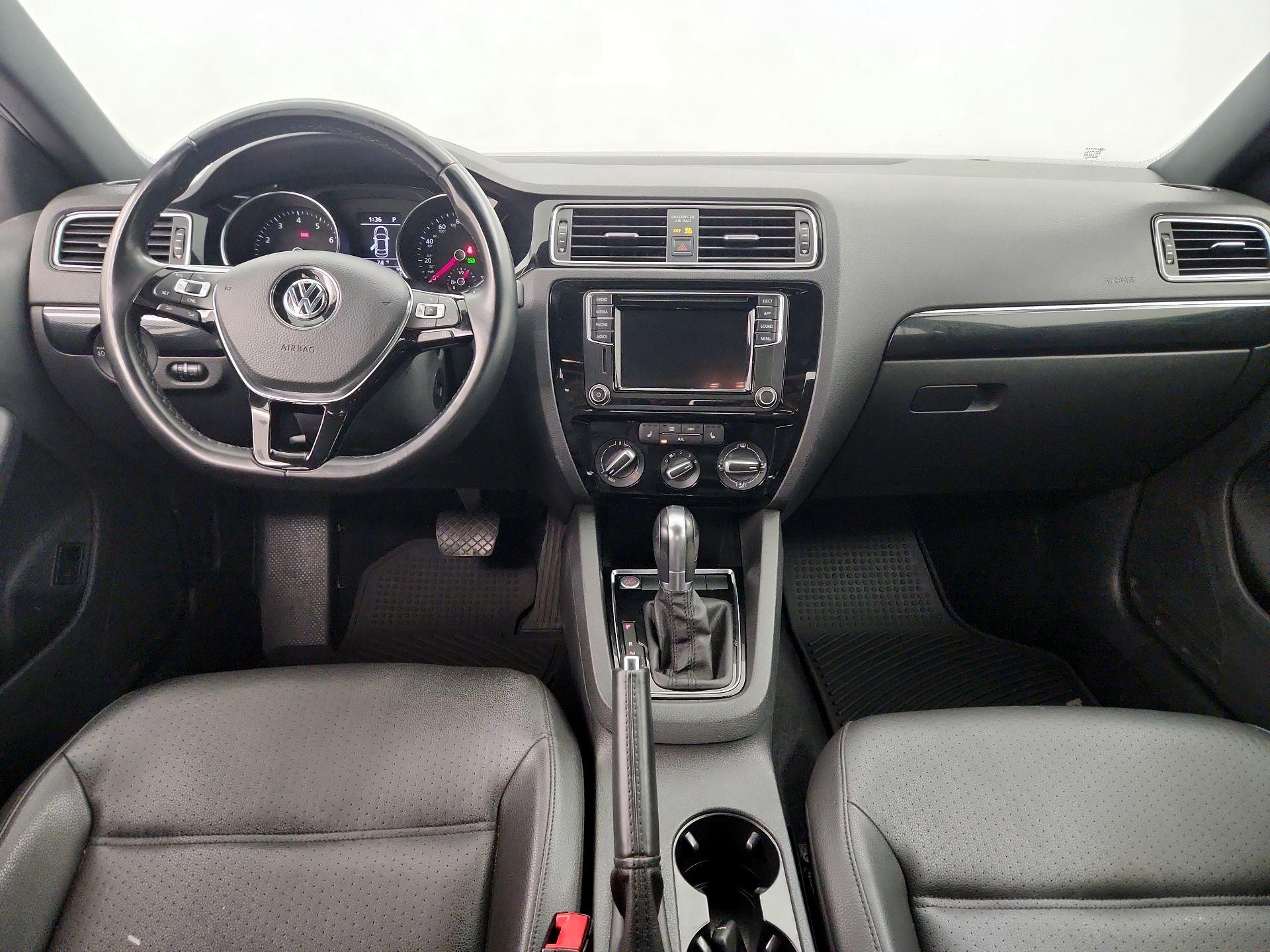 Thumbnail: 2018 Volkswagen Jetta - 9